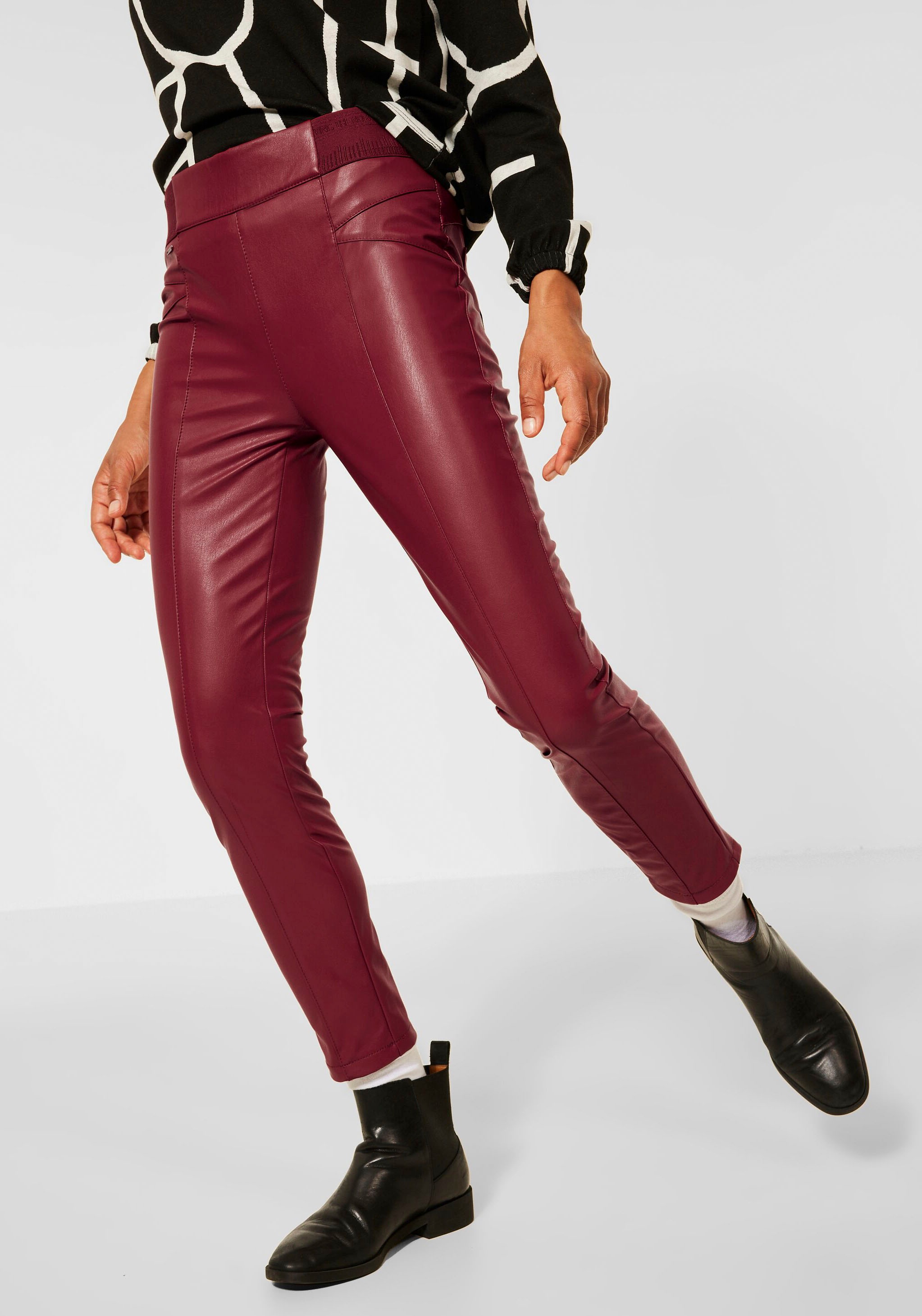 Image of STREET ONE Lederimitathose »Style Hope«, in Leder Optik bei Ackermann Versand Schweiz