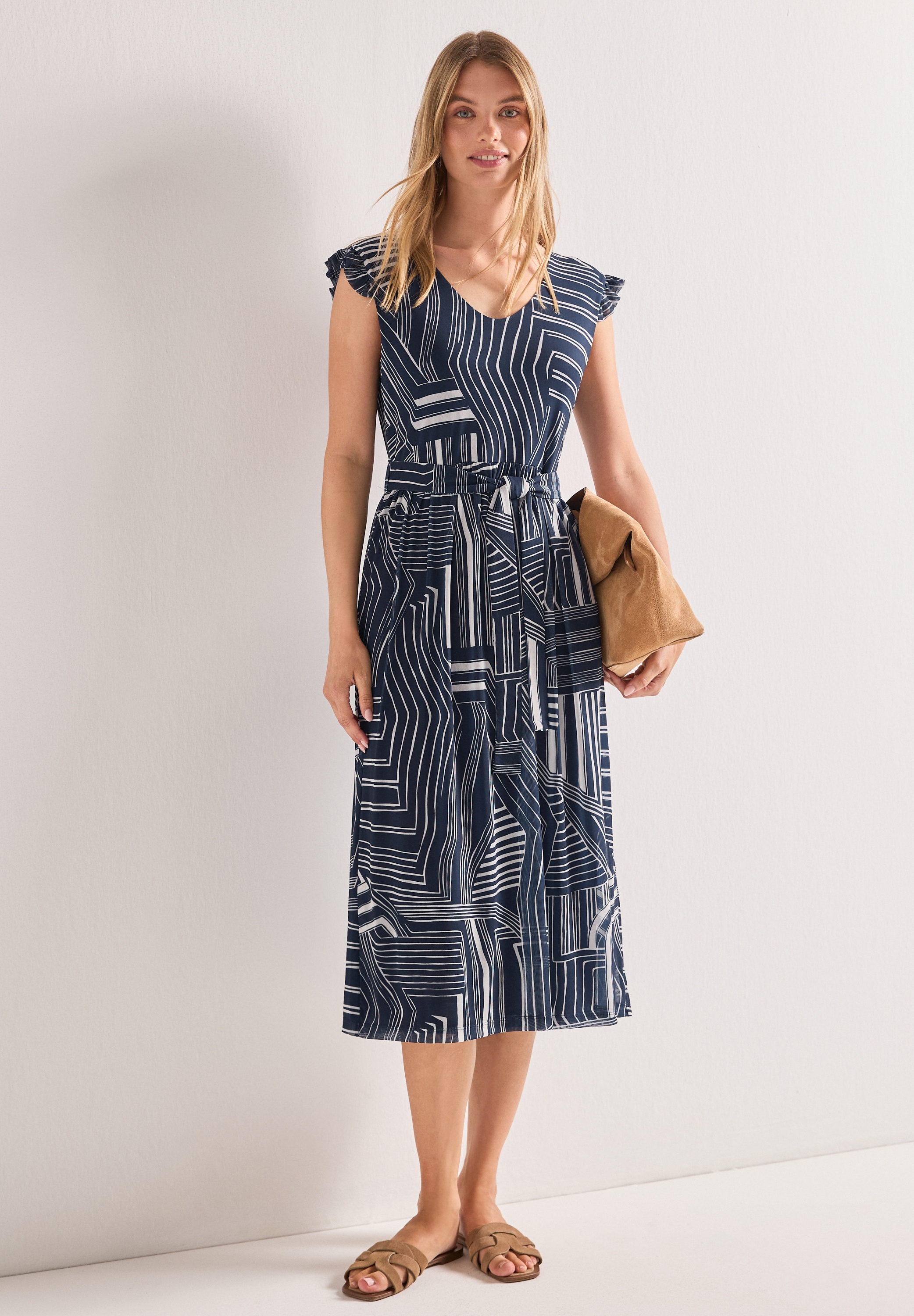 Image of STREET ONE Midikleid Eingrifftaschen Midikleid aus Mesh mit Print