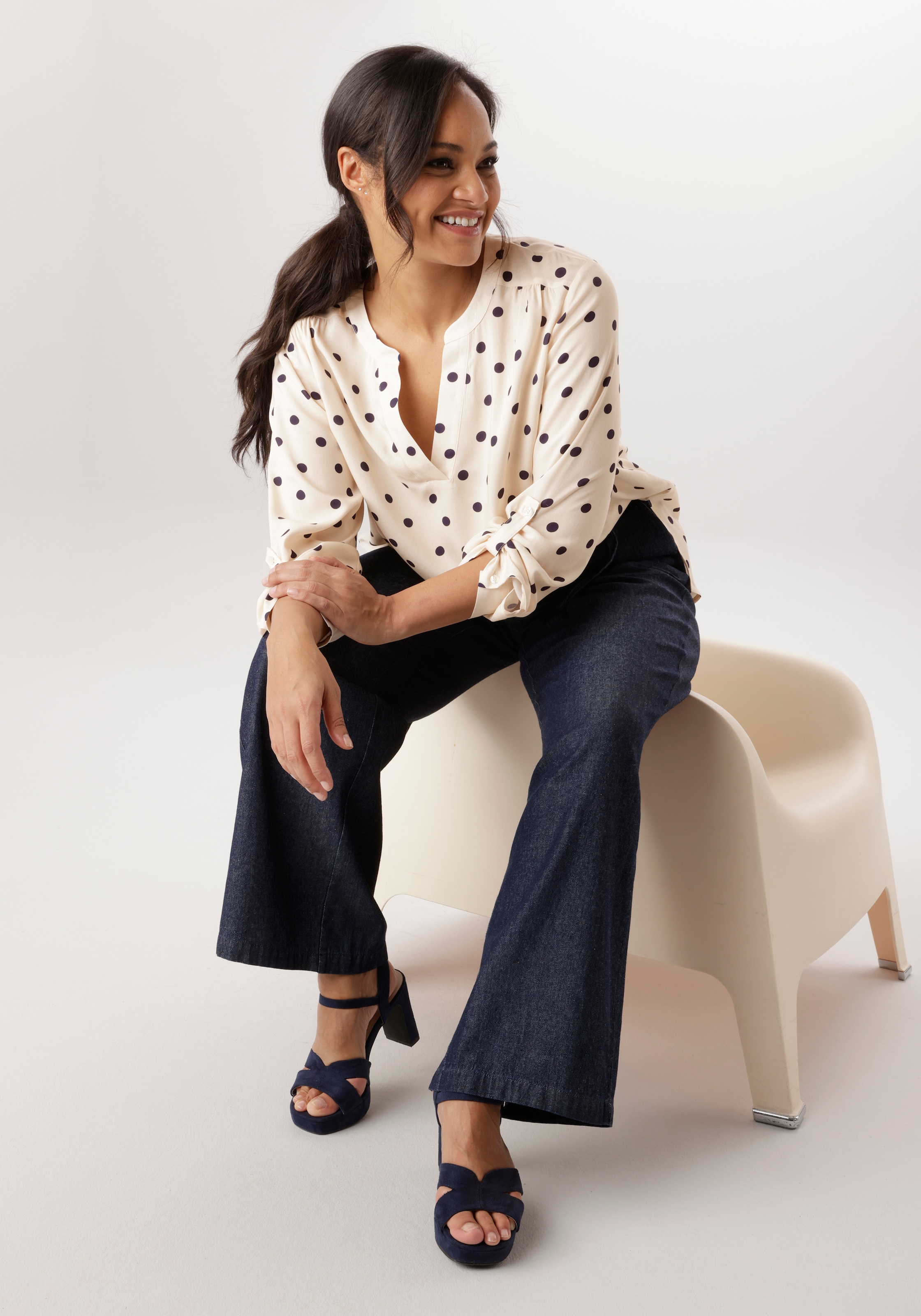 Aniston PLUS Blouse à enfiler in trendigem Pünktchendessin - NEUE KOLLEKTION