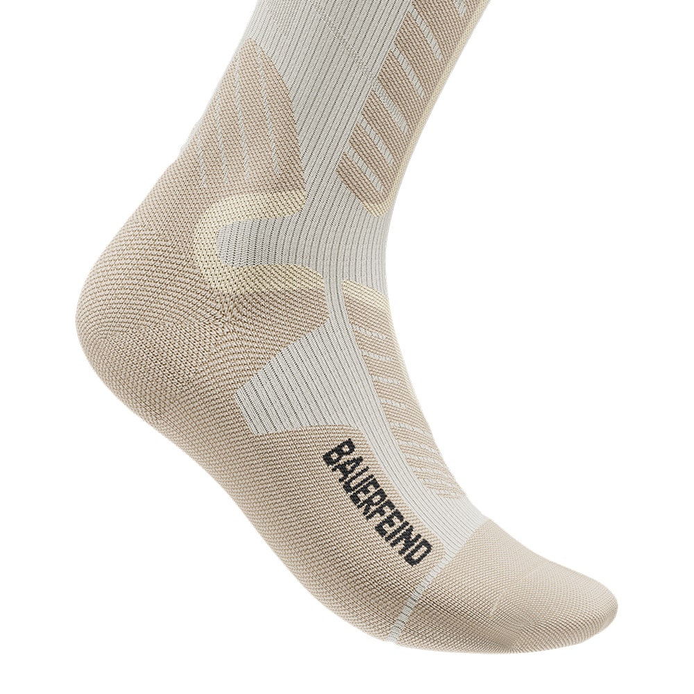 Bauerfeind Sportsocken »SKI ALPINE COMPRESSION SOCKS« für Alpinski und Snowboard, mit ausgesparten Polsterzonen