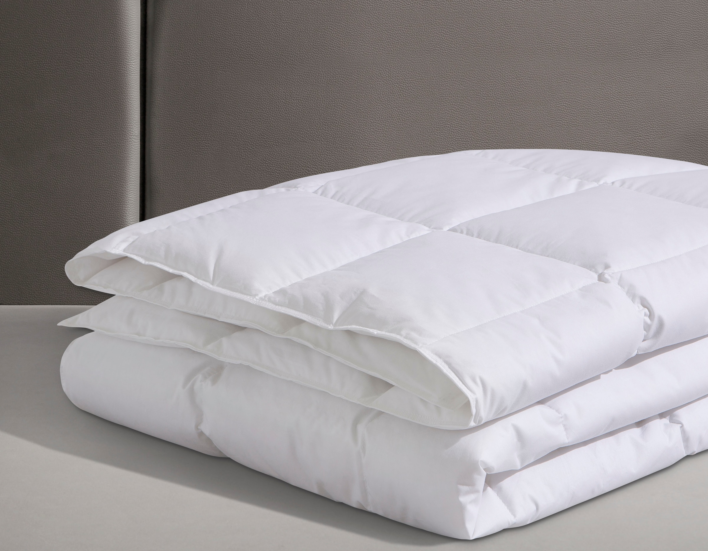 Älgdröm Couette en duvet »Lasse, Bettdecke 135x200 cm, 155x220 cm und weitere Grössen« extraleicht Füllung 100Daunen 1 cuis tlg. Bettdecken, Sommer, Winter, Decke ist Made in Green zertifiziert