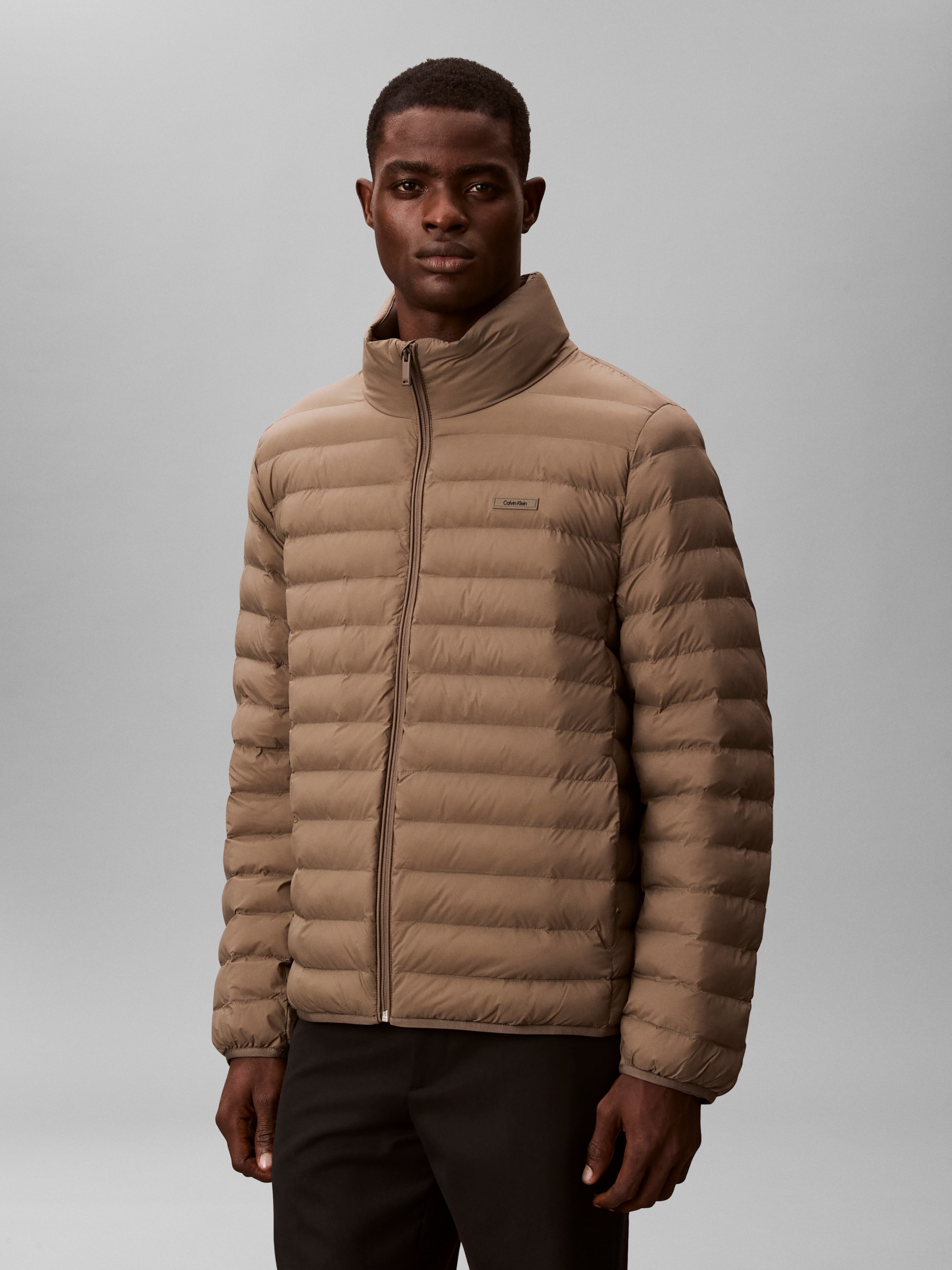 Calvin Klein Veste matelassée »LS LT WT NYLN CHNNLD« ohne Kapuze Mit Rundhalsausschnitt