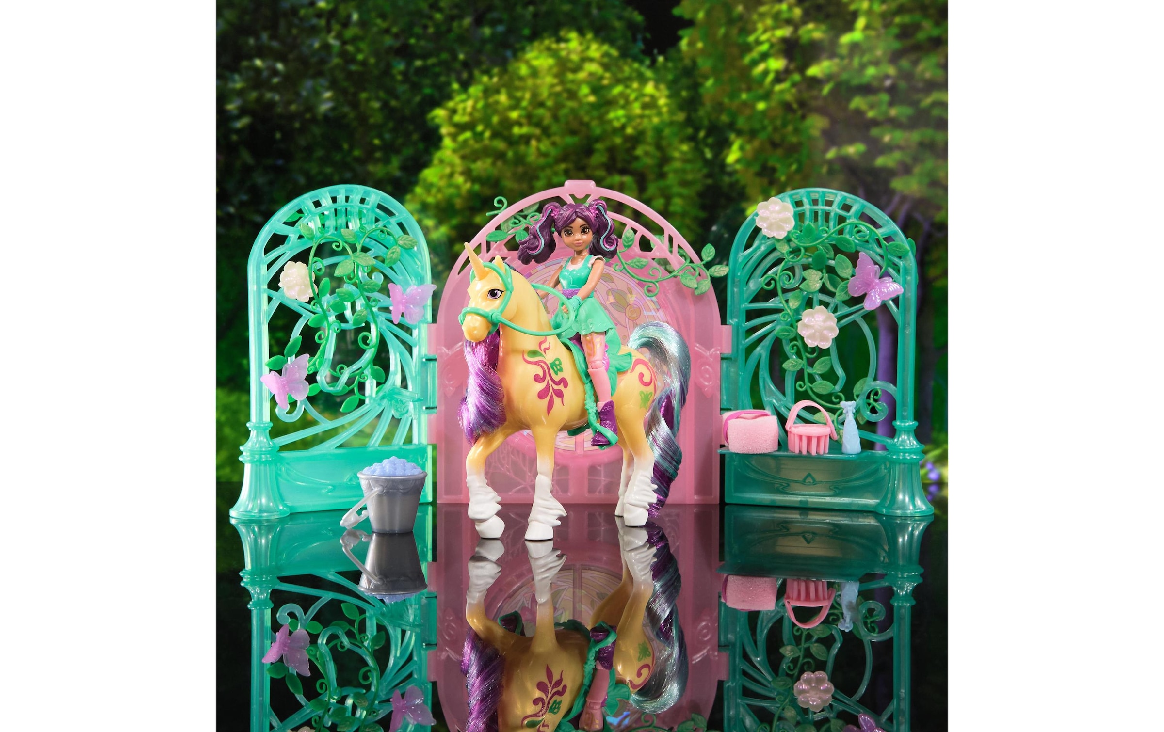 Spin Master Spielwelt »Unicorn Academy Ava und Leaf Stall-Set«