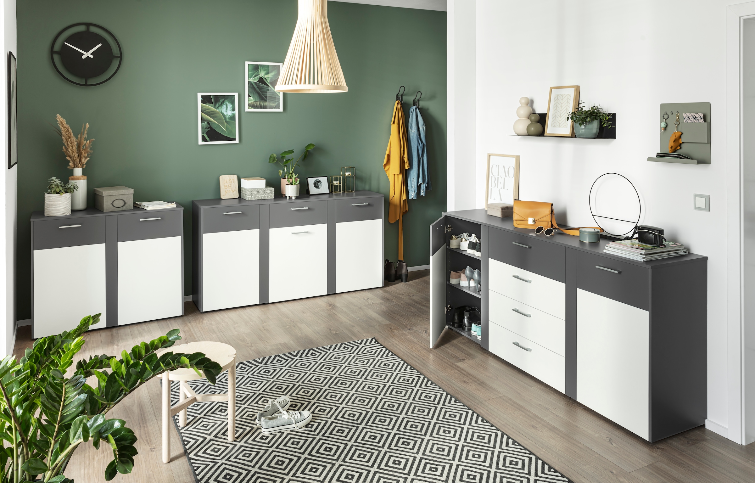 Image of VOGL Möbelfabrik Kommode "Tirent" mit 2 Türen und 4 Schubkästen