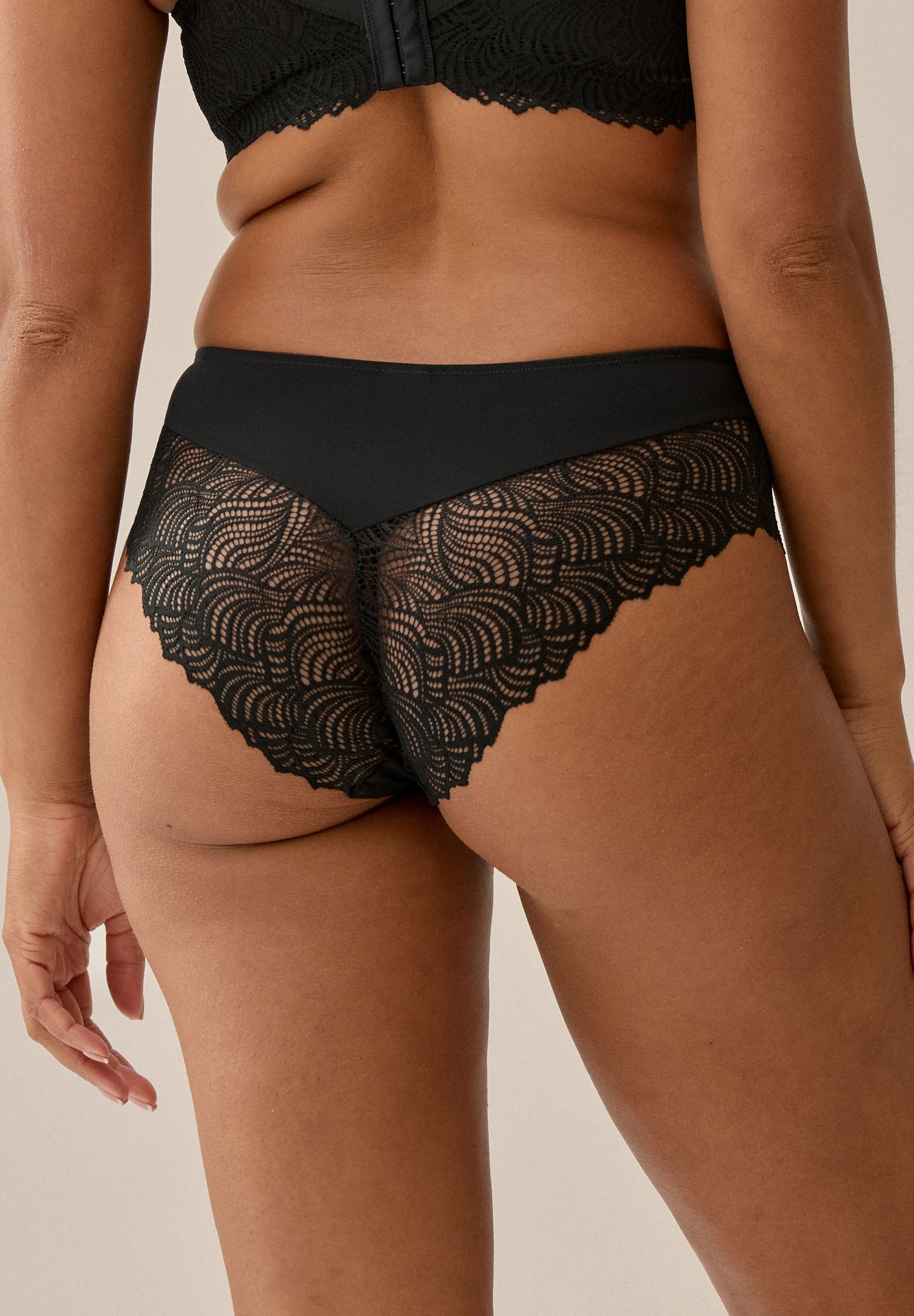 Naturana Hipster »The Friday« mit Spitze, feminin, eng, bequem, elastisch, hüfthoch geschnitten