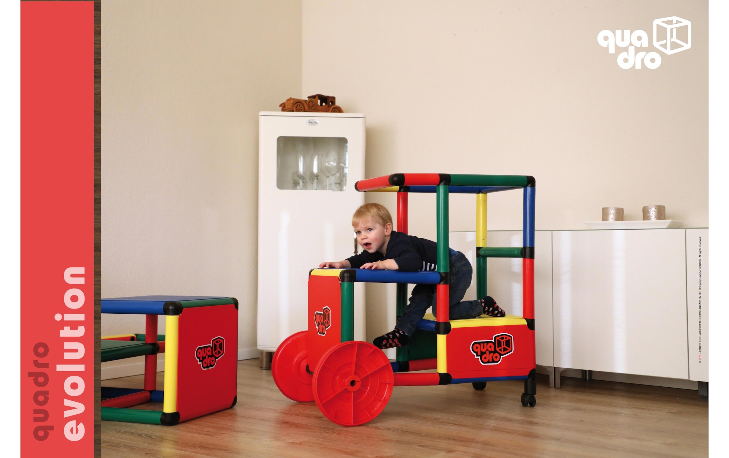 QUADRO Spielturm