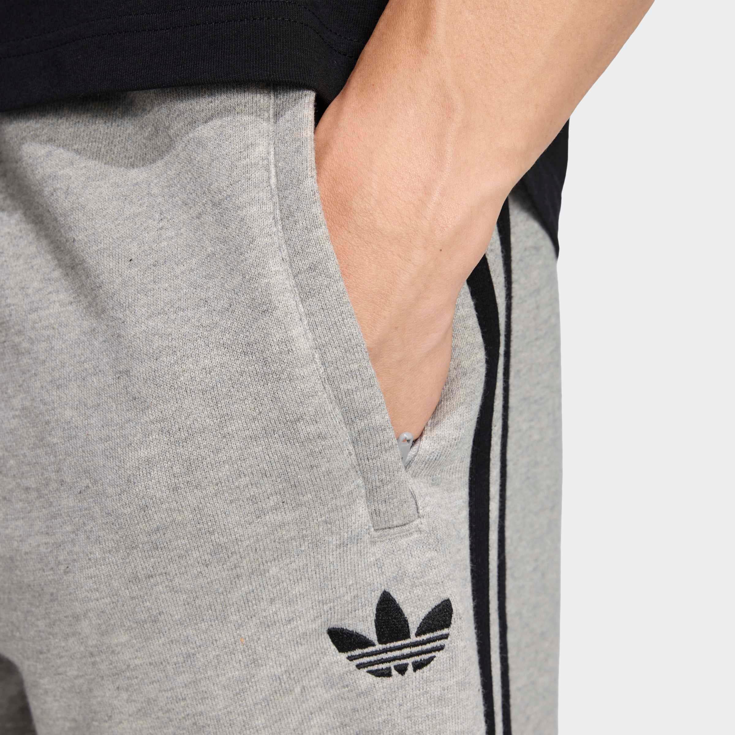 adidas Originals Short »3-STREIFEN«  sportlicher Stil, für Strasse und Zuhause, aus weichem French Terry