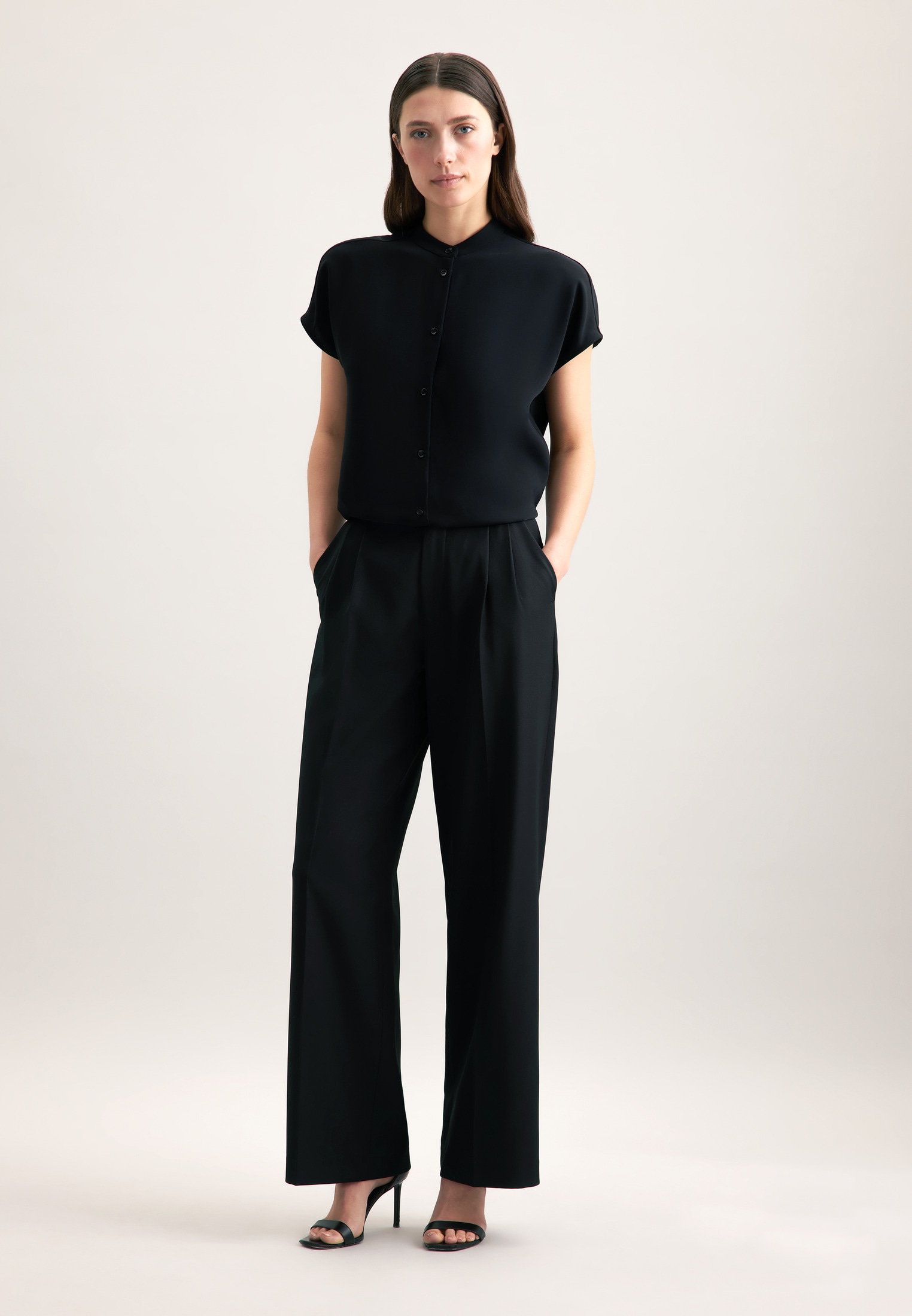 seidensticker Blouse classique »Schwarze Rose«, Kurzarm Kragen Uni
