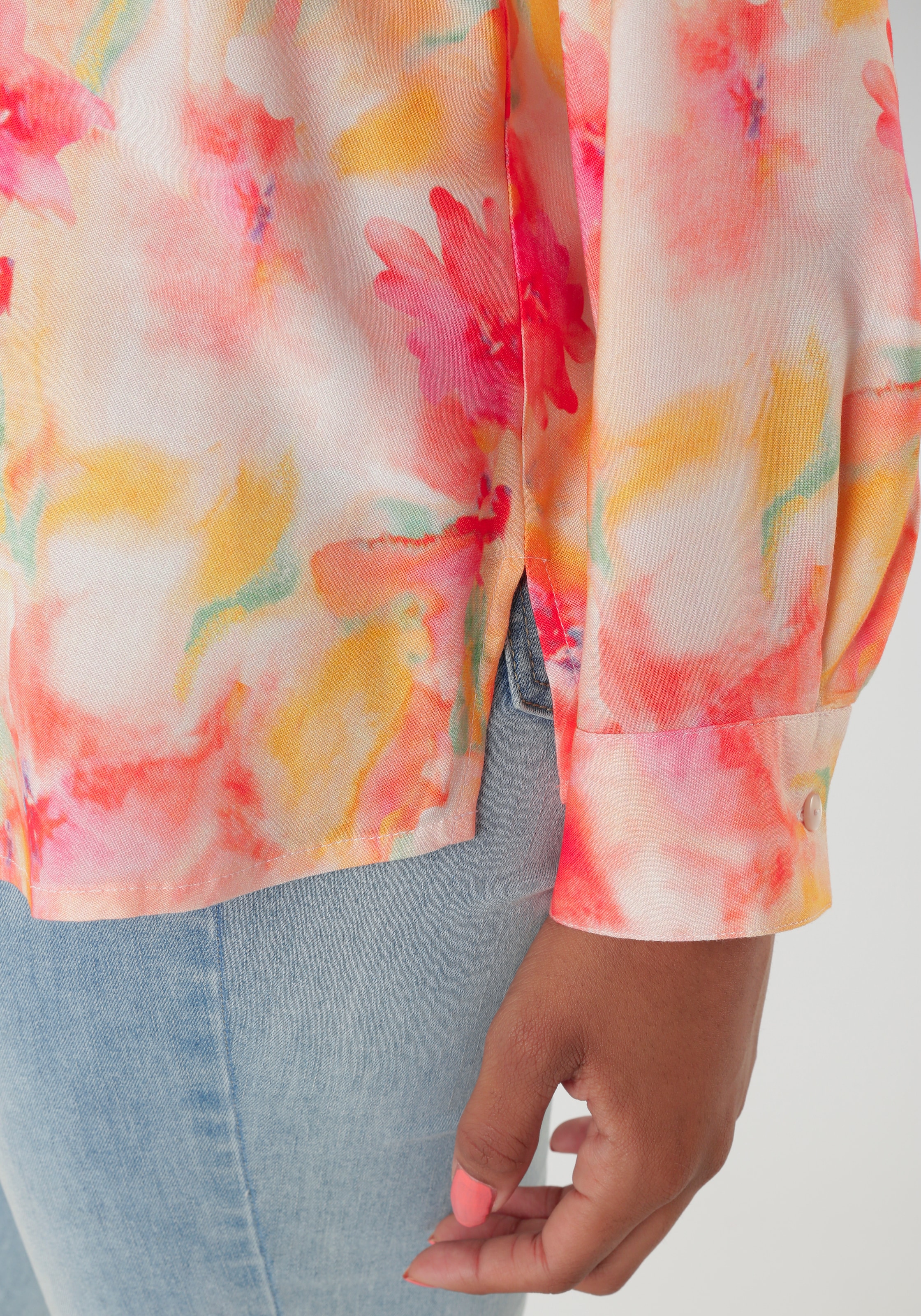 Aniston SELECTED Hemdbluse, mit frischen und farbenfrohen Batikdruck
