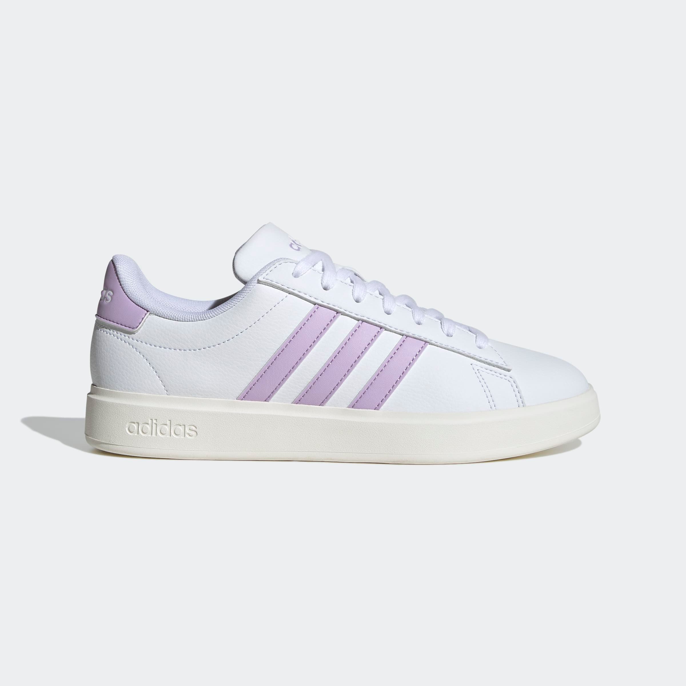 adidas Sportswear Sneaker »GRAND COURT CLOUDFOAM LIFESTYLE COURT COMFORT«, Design auf den Spuren des adidas Superstar