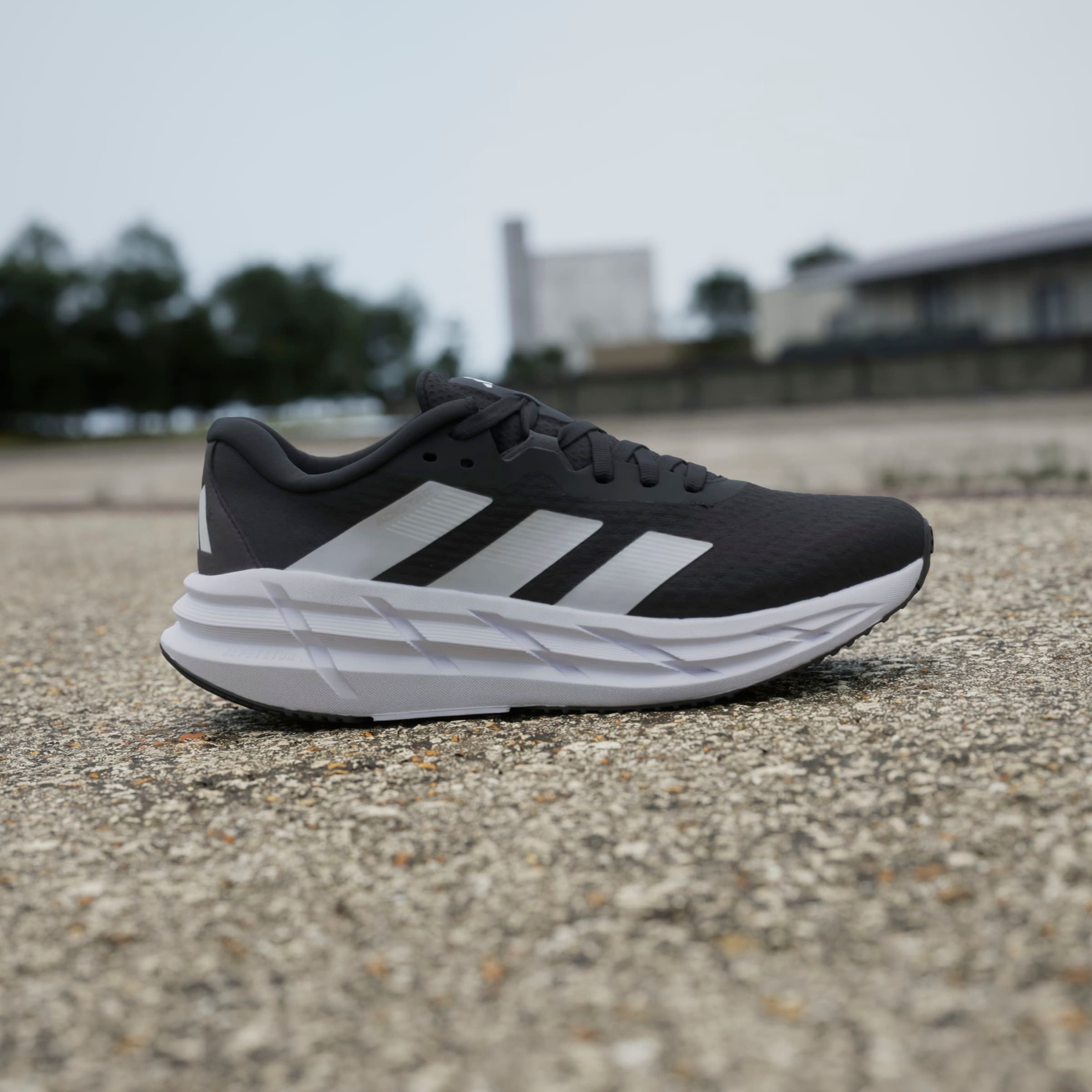 adidas Performance Laufschuh »ADISTAR 3«