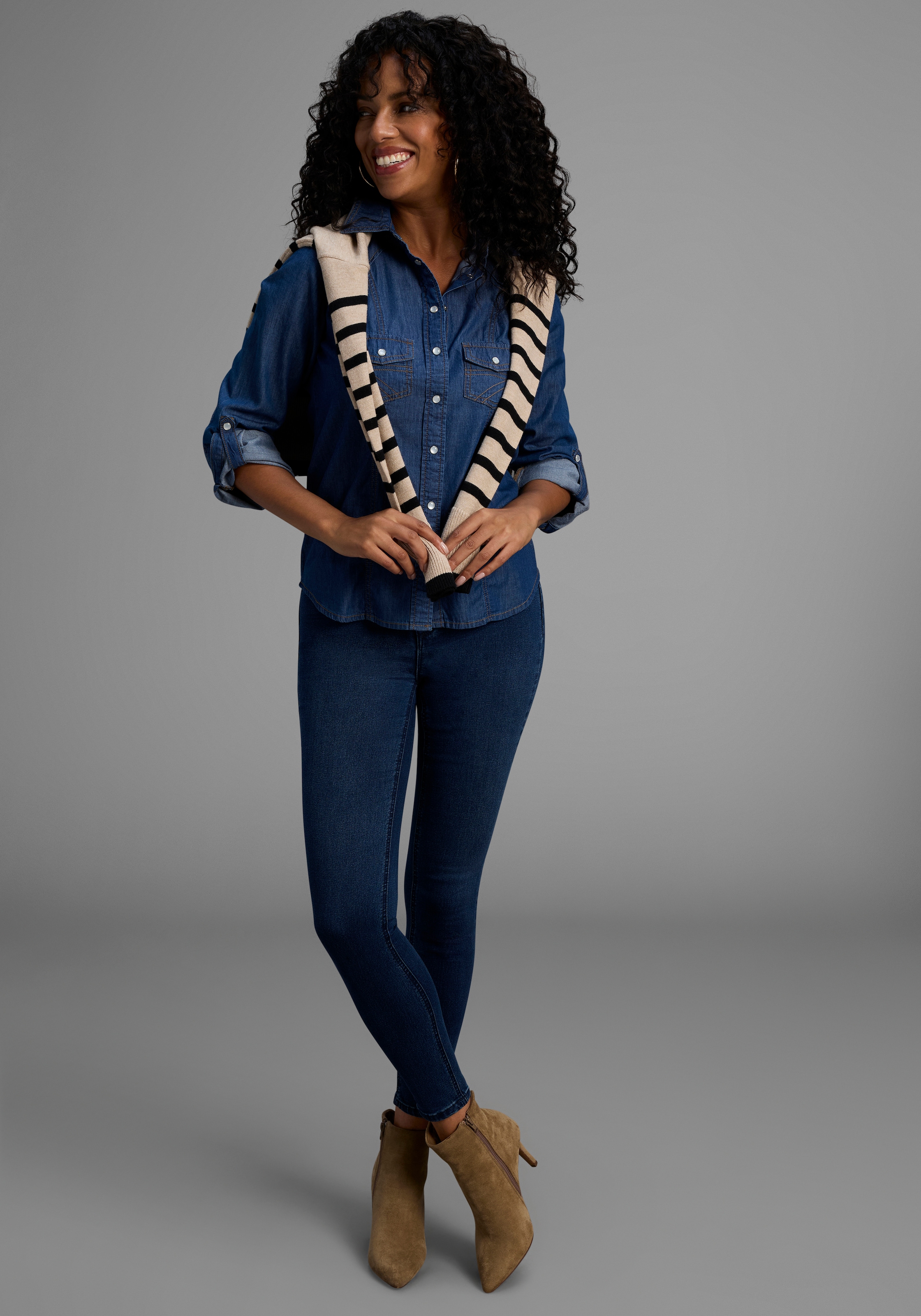 Arizona Skinny-fit-Jeans »Ultra Stretch« extra-eng geschnittene Beinform,  modische Used-Waschung