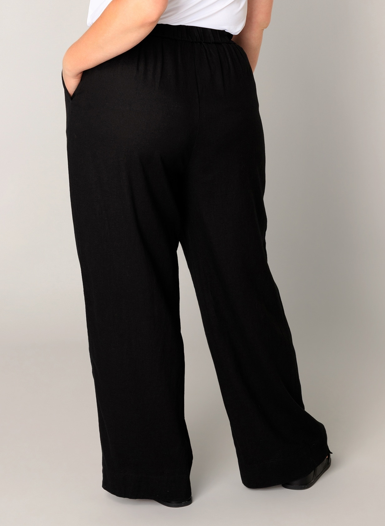 Base Level Curvy Pantalon en lin »Yula«  grandes tailles