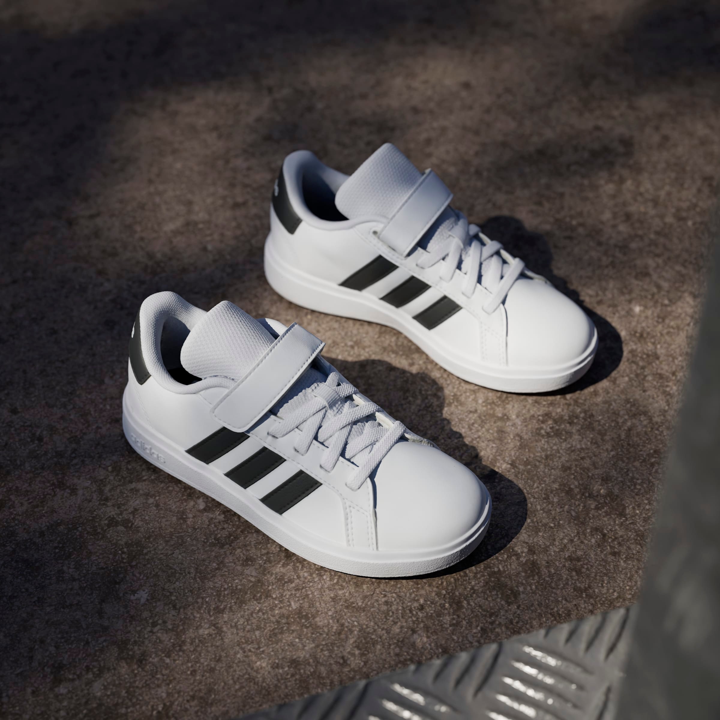 adidas Sportswear Sneakers »GRAND COURT 2.0 KIDS«  mit Klettverschluss, für Kinder