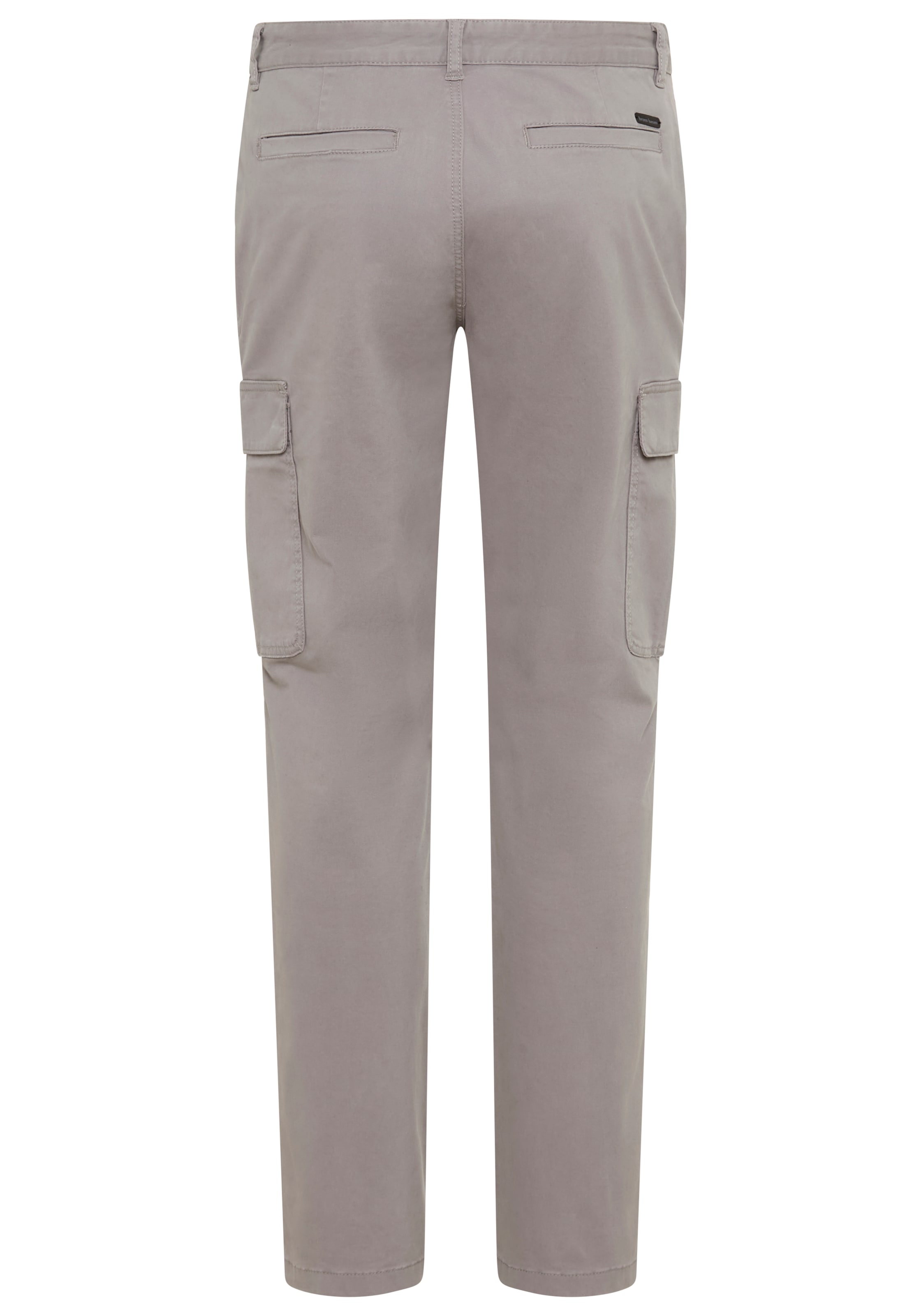 Bruno Banani Cargohose, moderne Passform, eng anliegende Cargotaschen