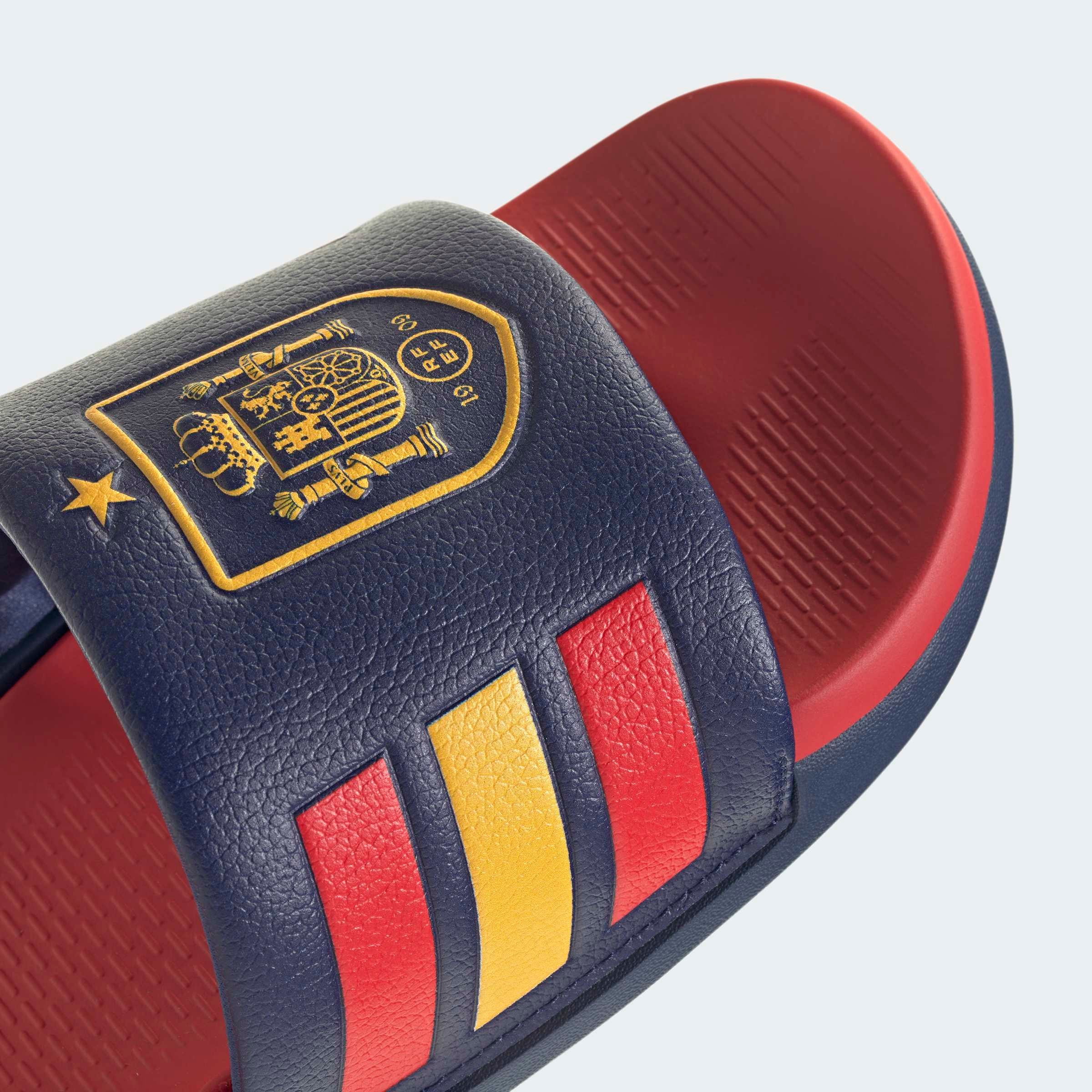 adidas Sportswear Sandale de bain »ADILETTE CMFT FEF«  claquettes de bain, World Cup Nations Pack