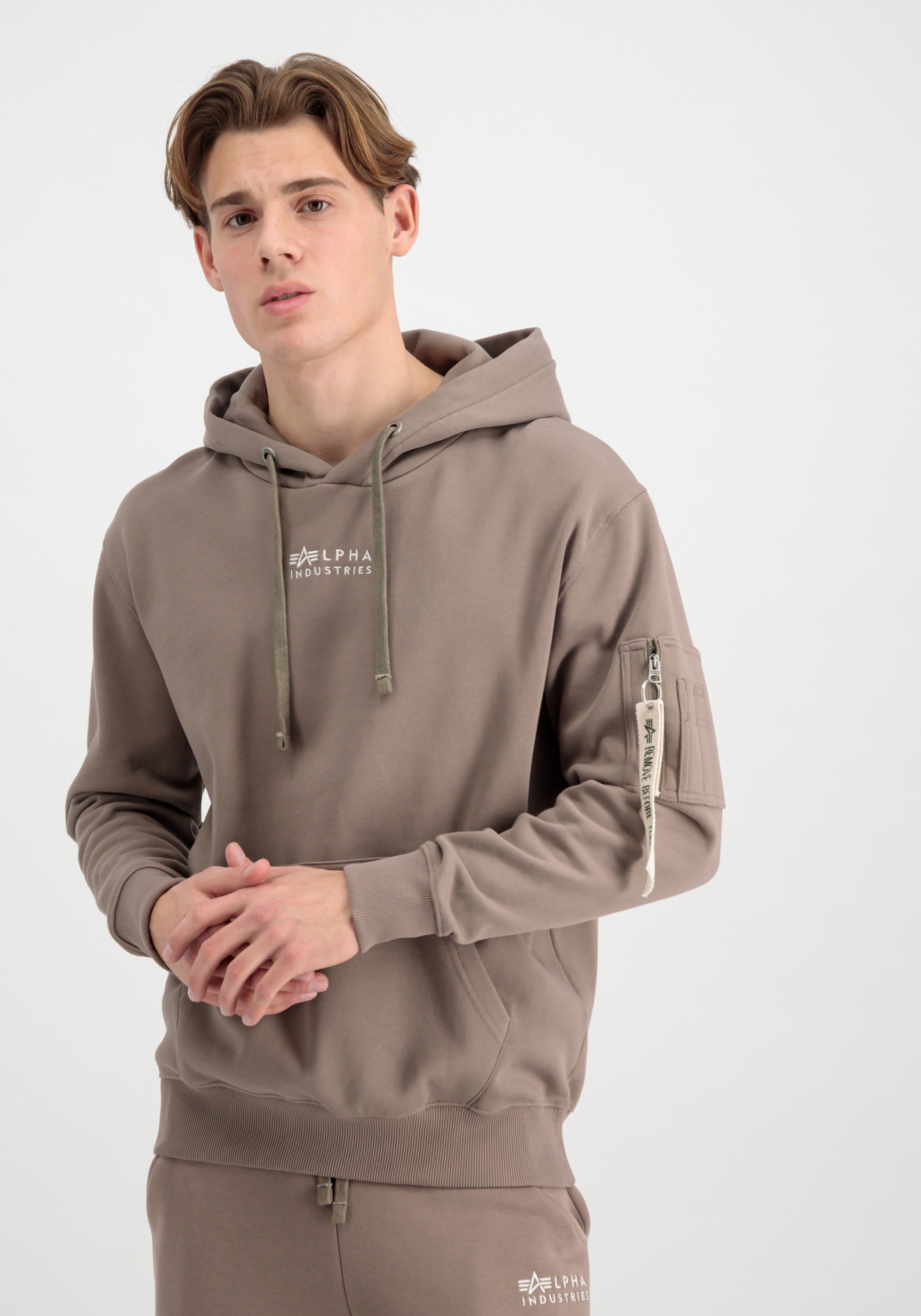 Alpha Industries Hoodie »Alpha Industries Men - Hoodies Organics EMB Hoodie«