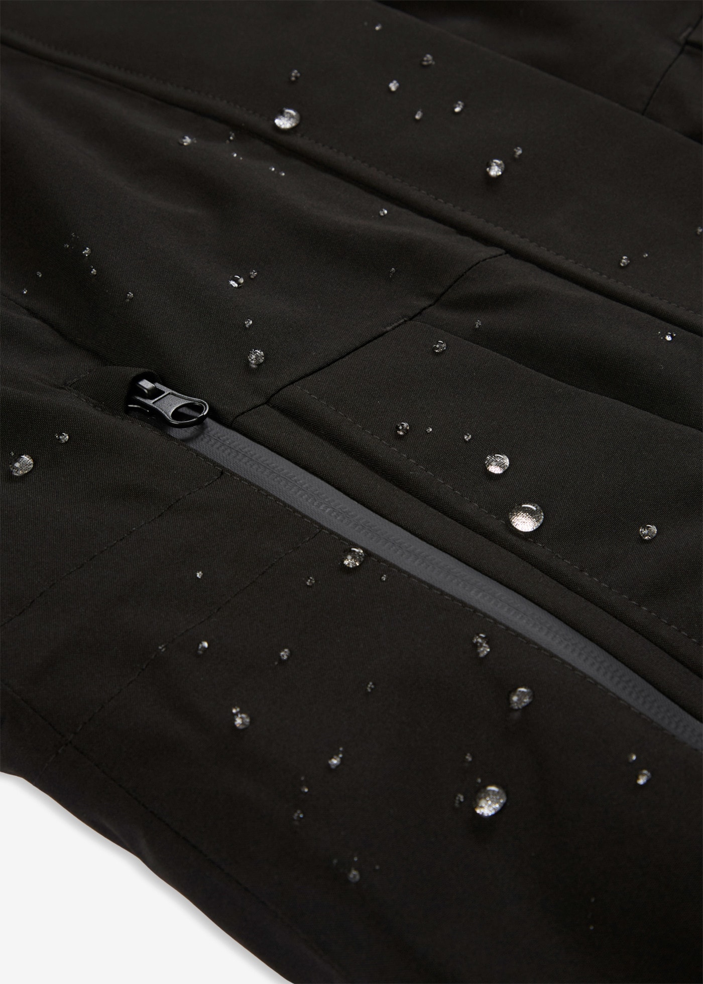 bonprix Regenmantel wasserdichter Kurzmantel, Langarm-Ausführung, aus Polyester, Loose Fit