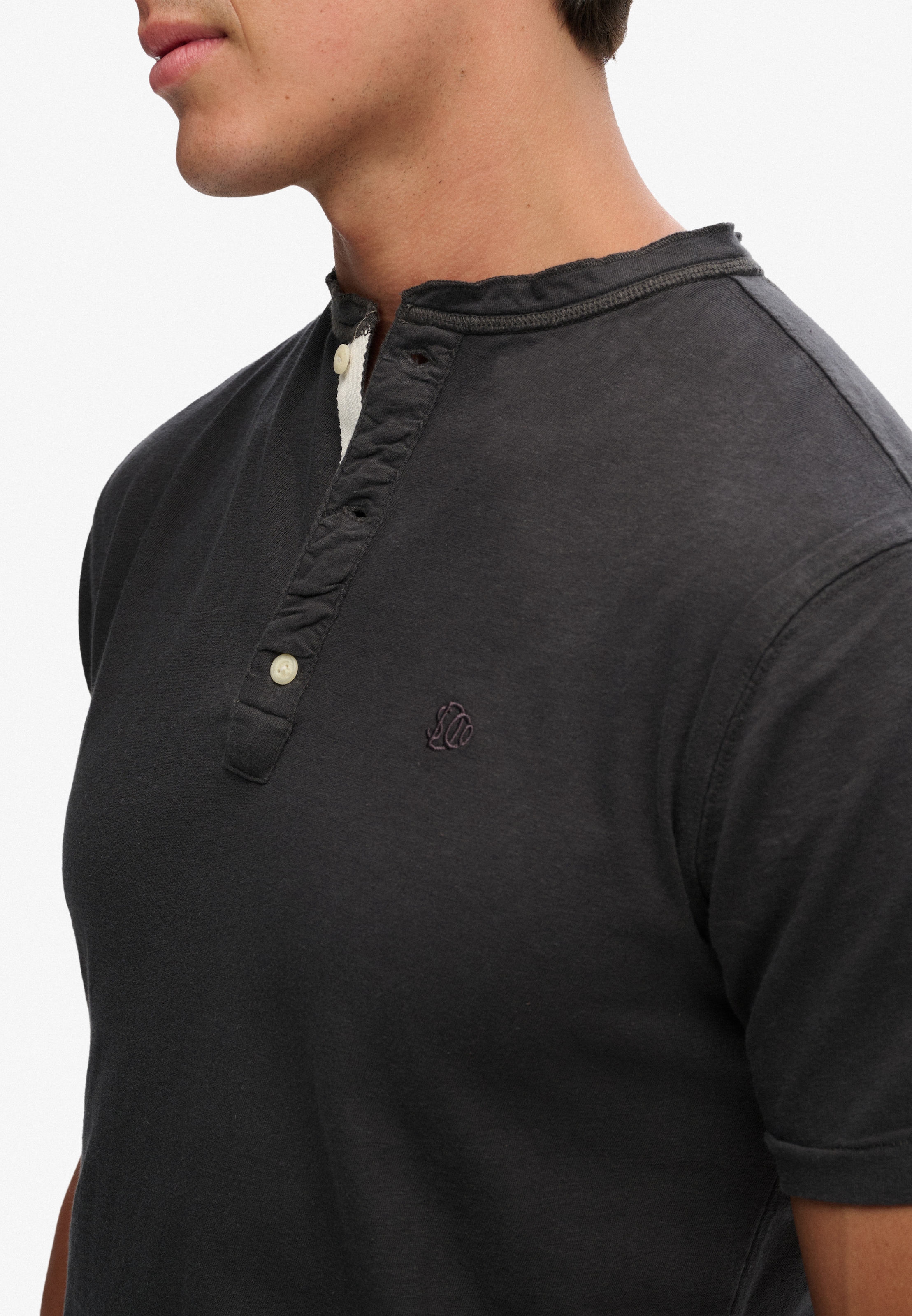 Superdry T-Shirt »CLASSIC COTTON LIN SS GRANDAD« mit Markenlabel, aus Baumwolle und Leinen, in Single Jersey, Kurzarm
