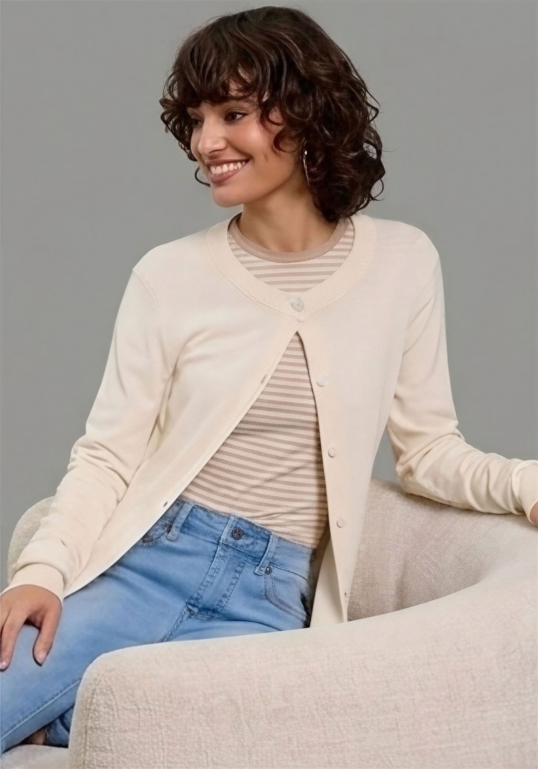 Laura Scott Strickjacke leichte Übergangsstrickjacke aus Feinstrick