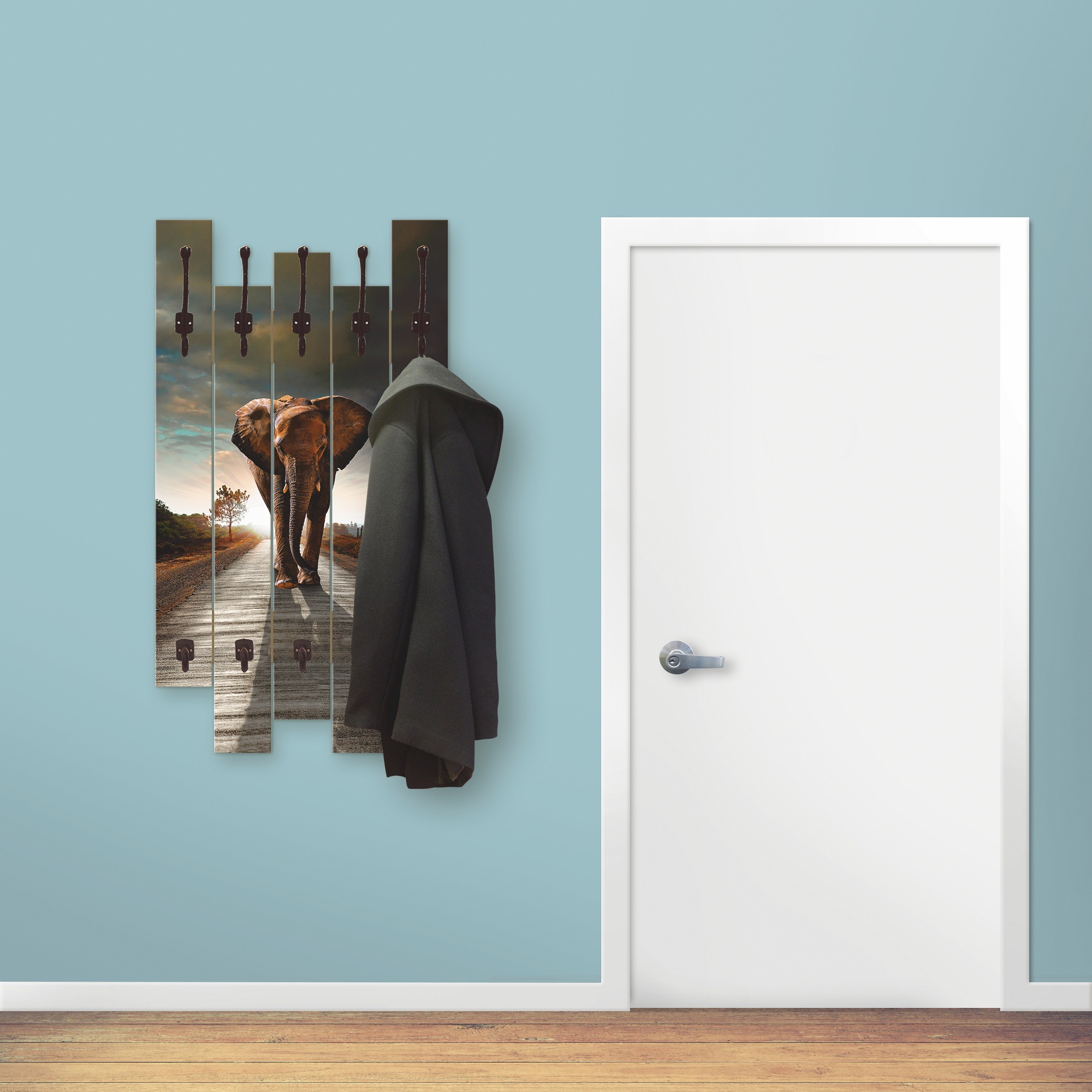 Image of Artland Garderobenleiste »Ein Elefant läuft auf der Strasse«, platzsparende Wandgarderobe aus Holz mit 4 Haken, geeignet für kleinen, schmalen Flur, Flurgarderobe bei Ackermann Versand Schweiz