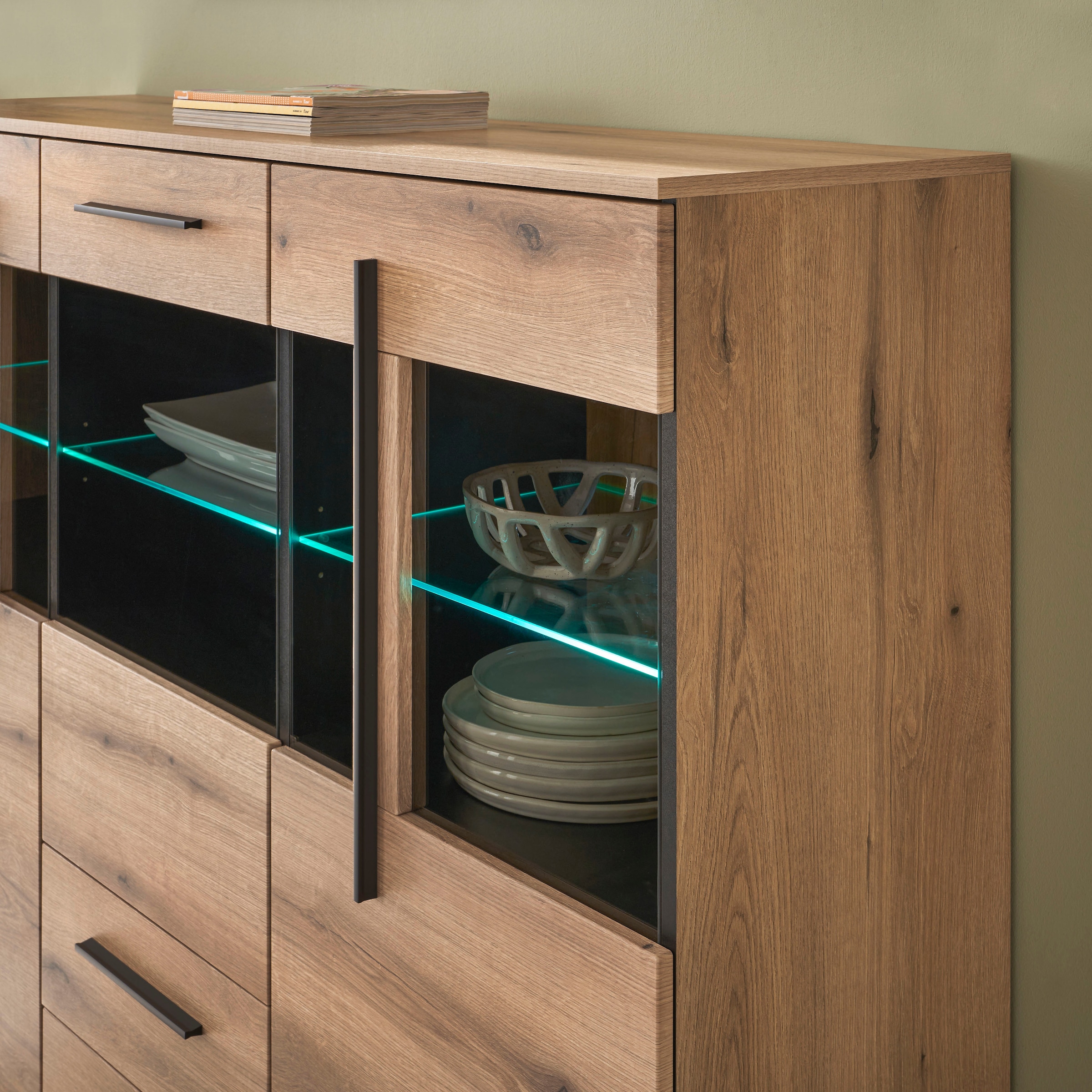 INOSIGN Highboard »Cantara, moderner Schrank, Vitrine in Eiche Dekor oder weiss«, schwarze Stangengriffe, ausreichend Stauraum, vielseitig einsetzbar