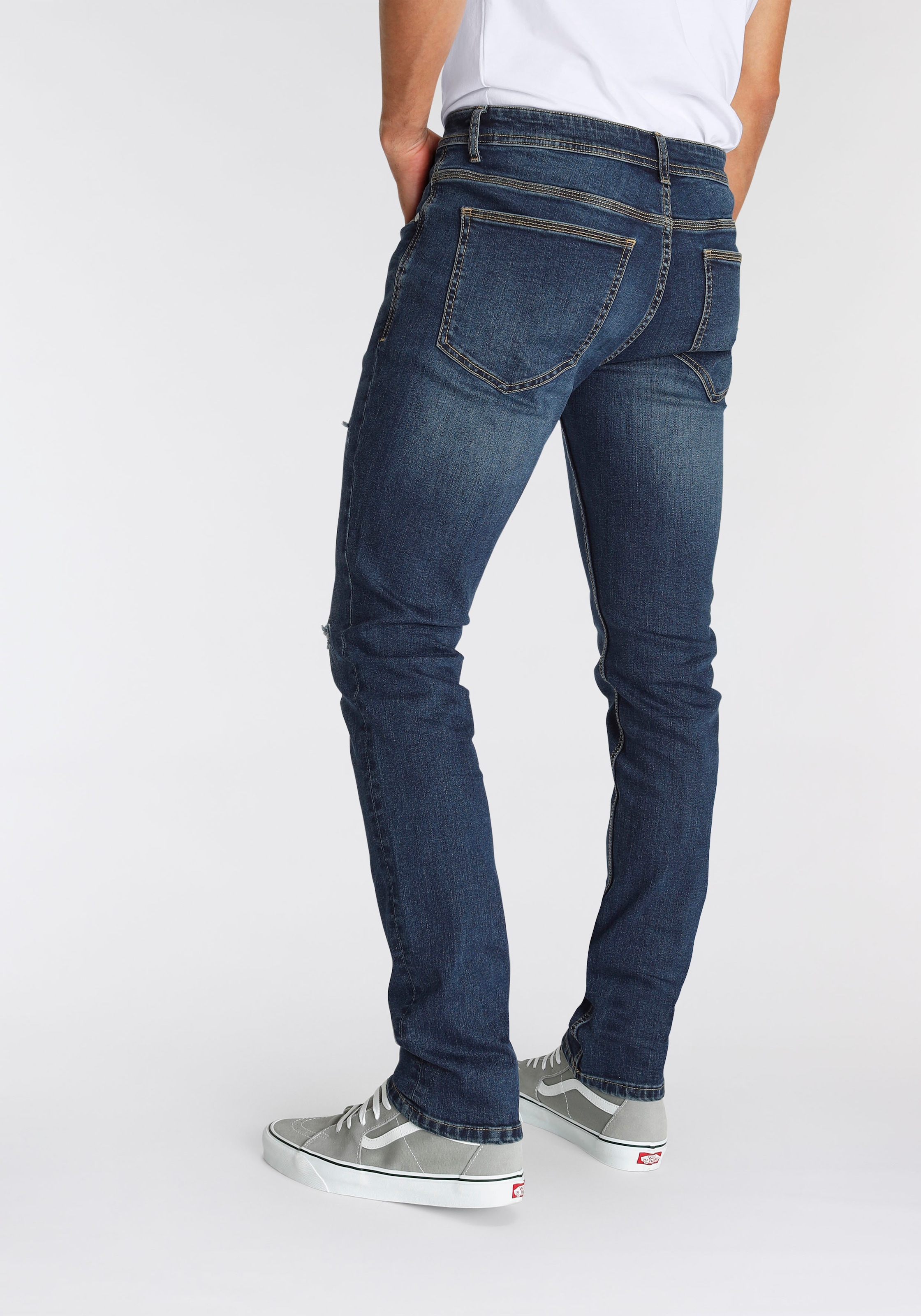 AJC Straight-Jeans, mit Abriebeffekten an den Beinen
