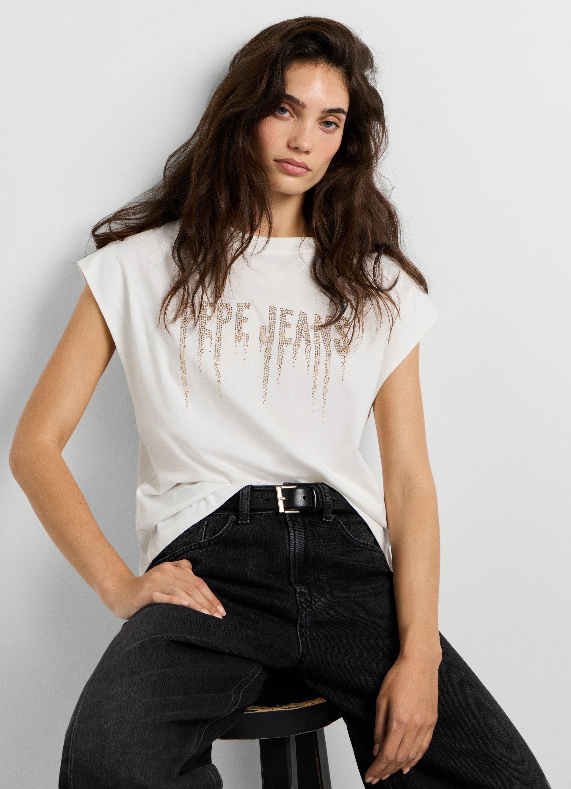 Image of Pepe Jeans Kurzarmshirt "CARINA" mit Nietenbesatz, Rundhals