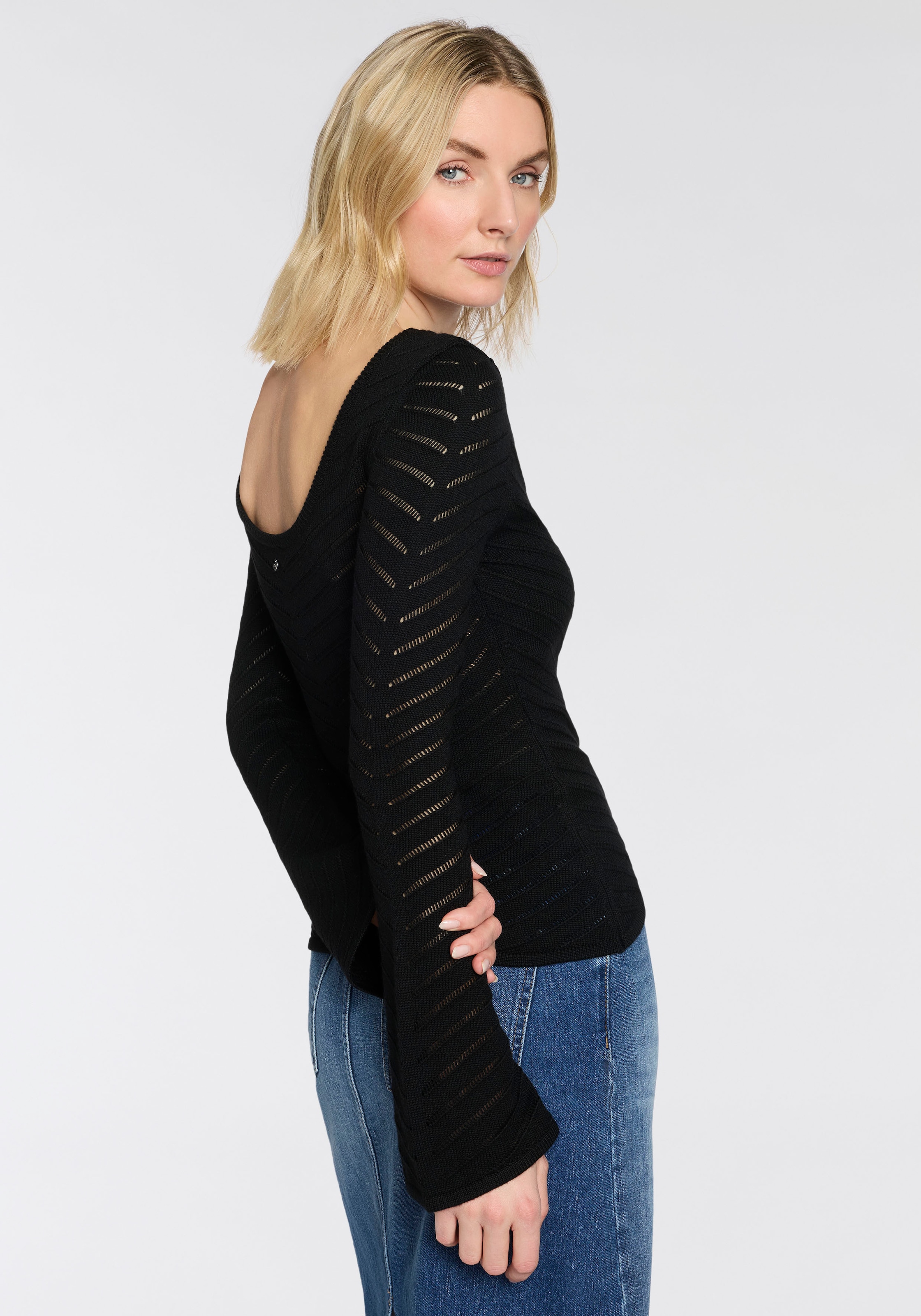 BOSS ORANGE Pull en tricot »Falonina Premium Damenmode« mit feinem Lochstrickmuster in Zick-Zack Struktur