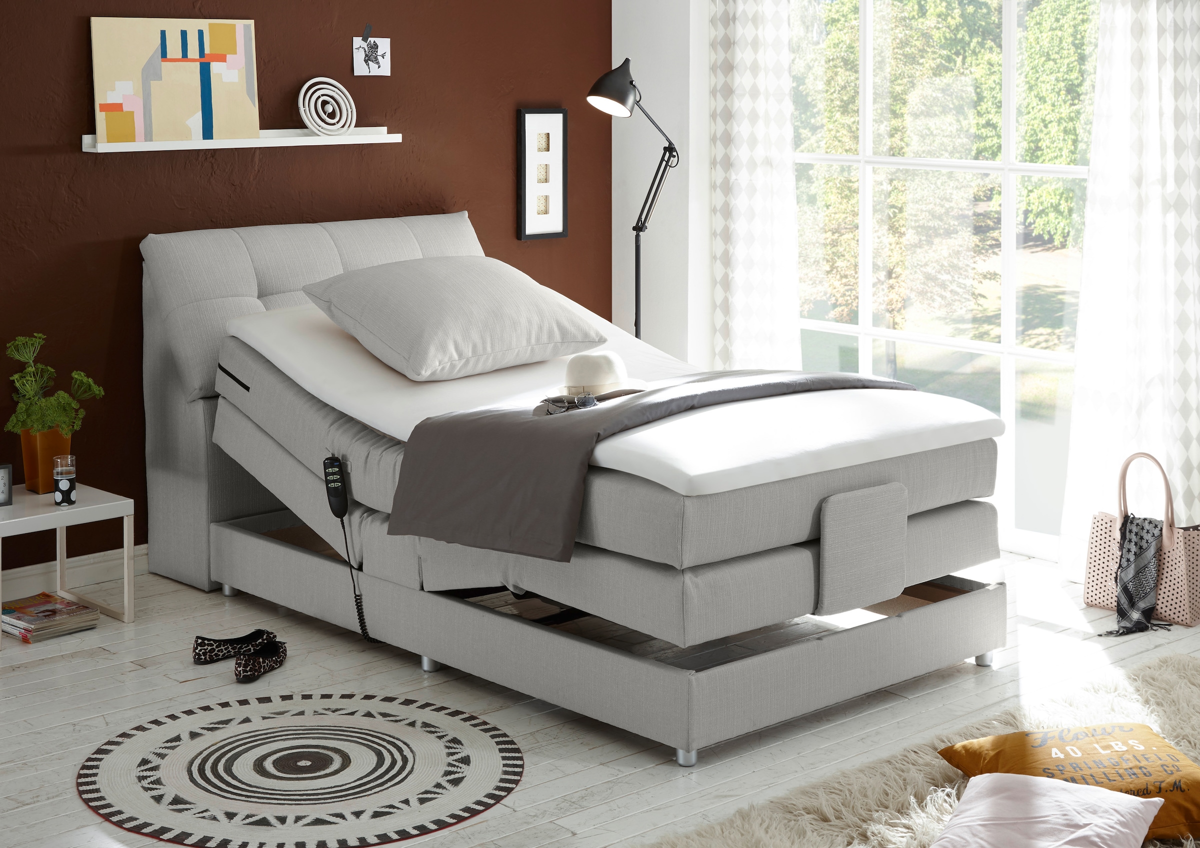 ED EXCITING DESIGN Lit boxspring »Carpino wahlweise in den Breiten 120cm oder 180cm erhältlich« inkl. Motor, Stauraum im Kopfteil und Topper