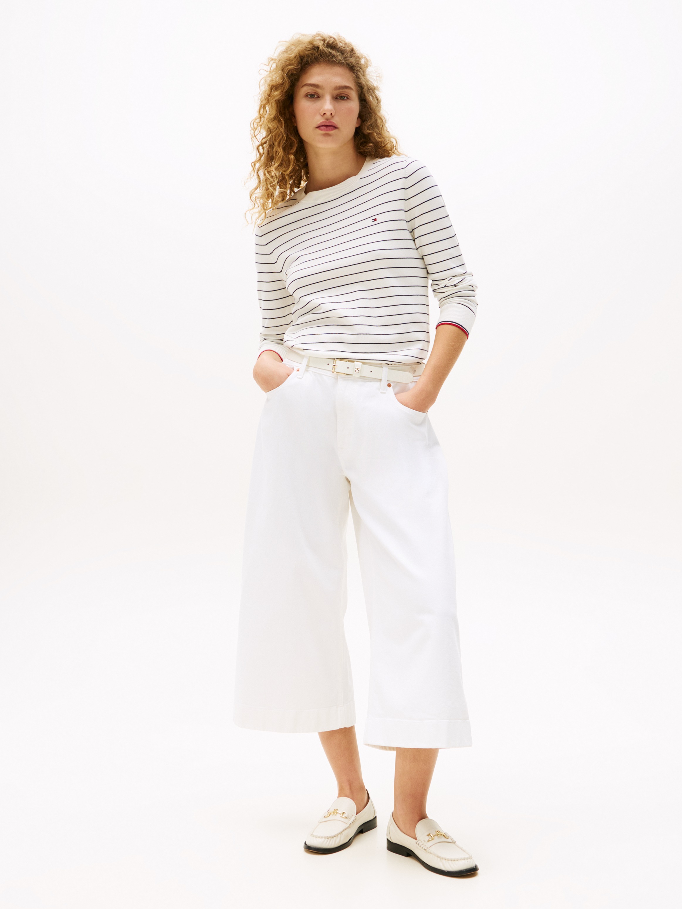 Tommy Hilfiger Rundhalspullover »CO JERSEY STITCH LS C-NK SWT« mit Logostickerei