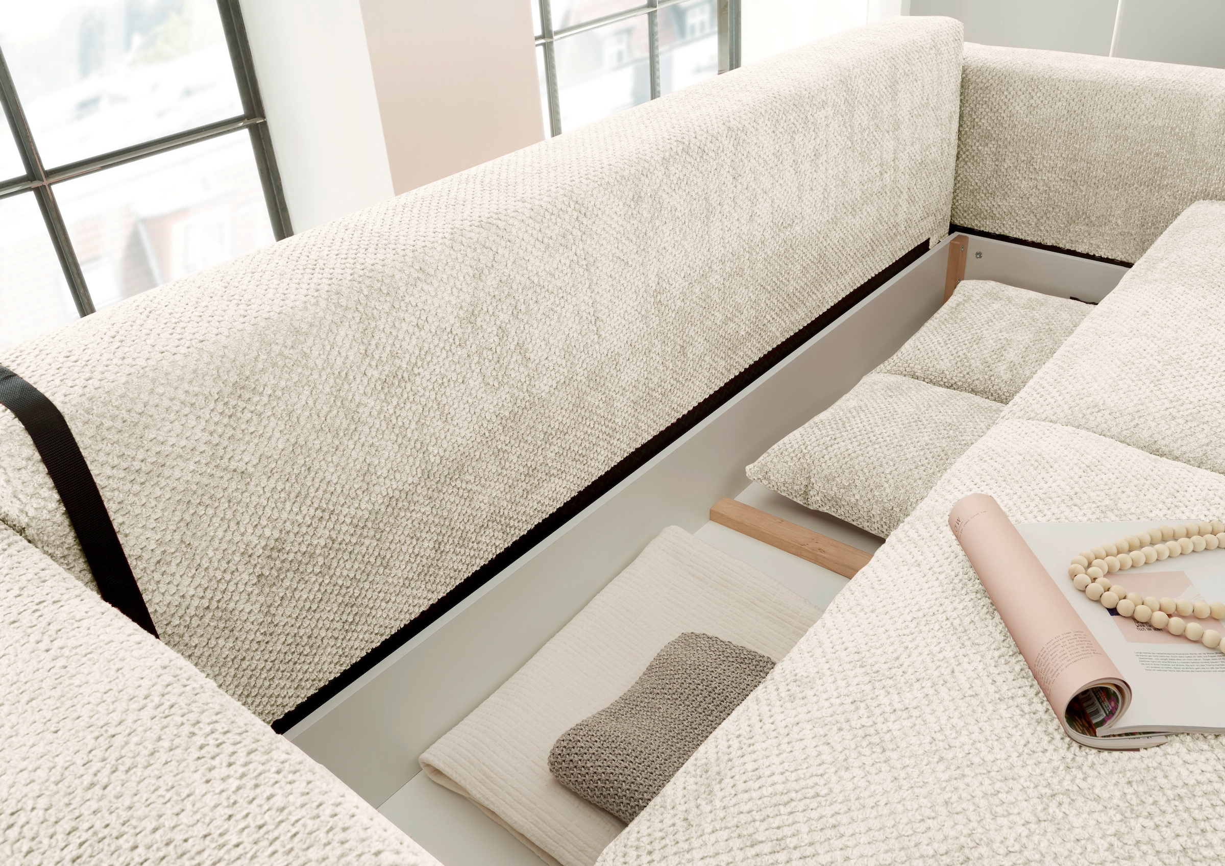 ED EXCITING DESIGN Schlafsofa »Bullet«, mit Bettkasten & 2 Zierkissen