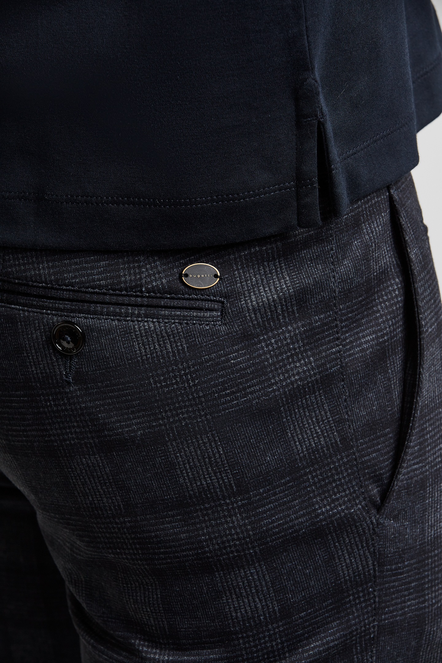 bugatti Chinohose, in der Passform Modern Fit