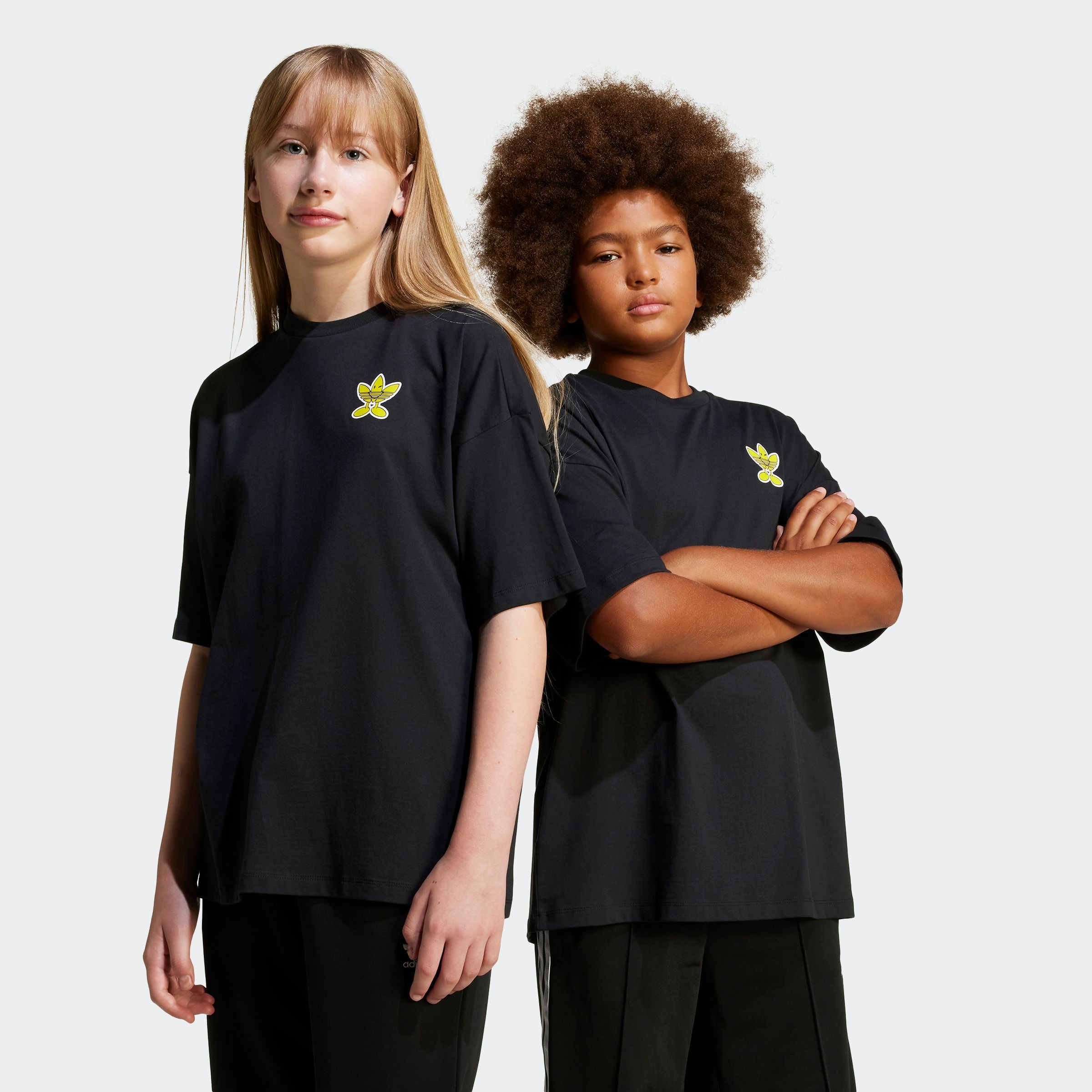 Image of adidas Originals T-Shirt "ADIDAS ORIGINALS X SMILEY WORLD KIDS" sportlicher Stil, für Kinder und Teens, mit Rundhalsausschnitt