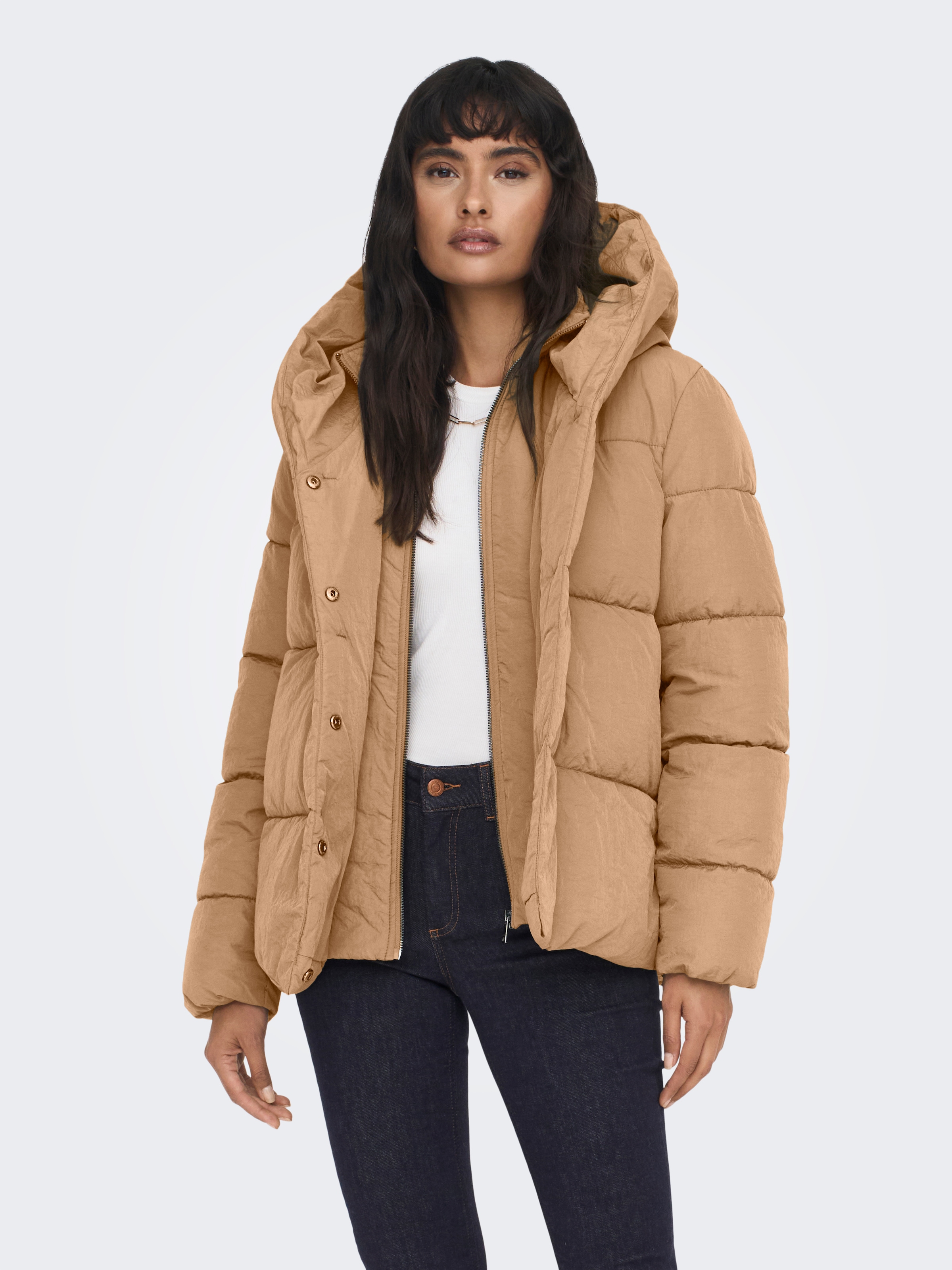 Steppjacke »ONLNEWSYDNEY SARA PUFFER JACKET CC OTW«, mit Kapuze