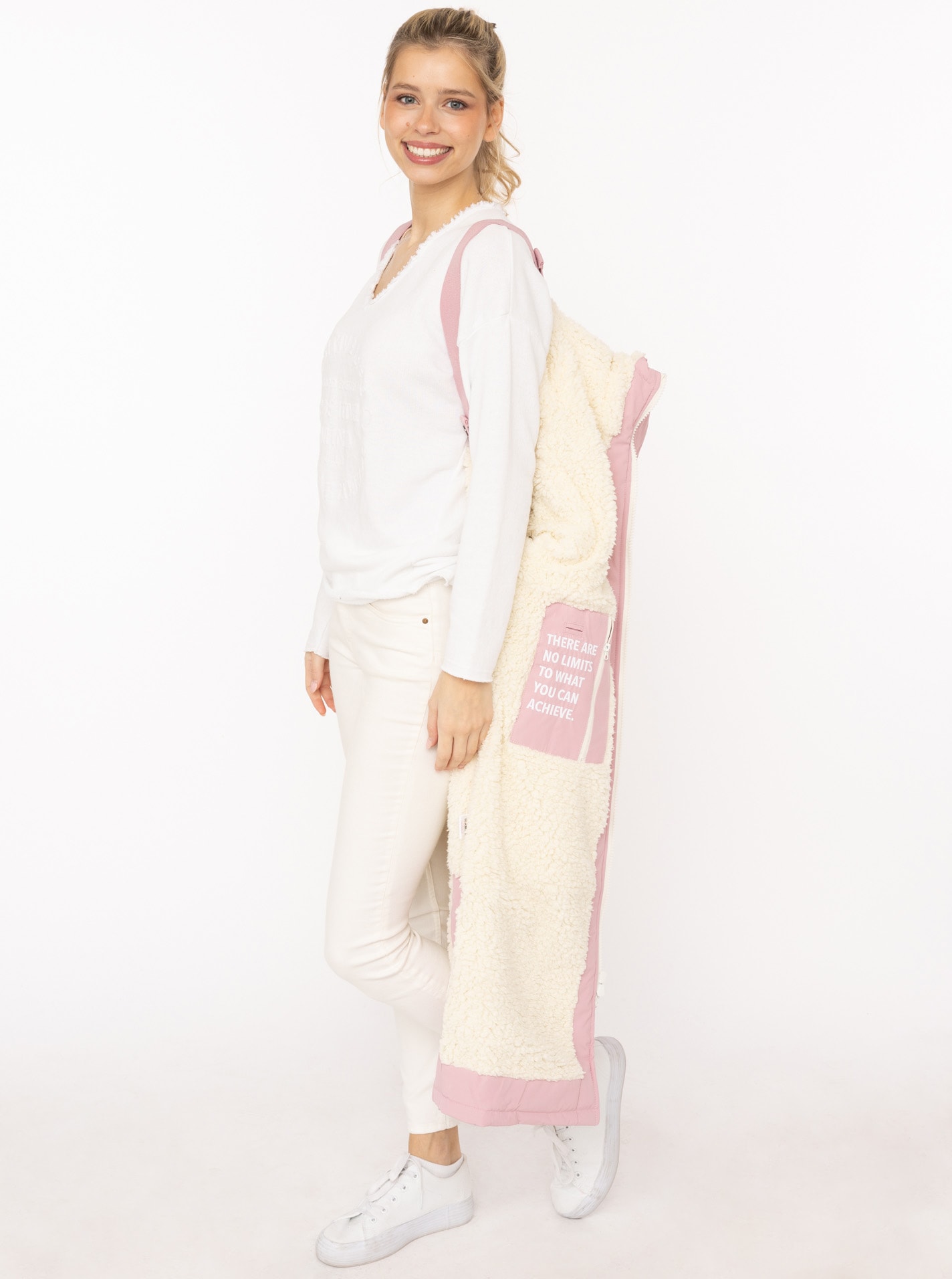 Zwillingsherz Manteau court »"Oversize Windjacke ZH"« seitliche Taschen, Kapuze, Reissverschluss, Teddy Futter