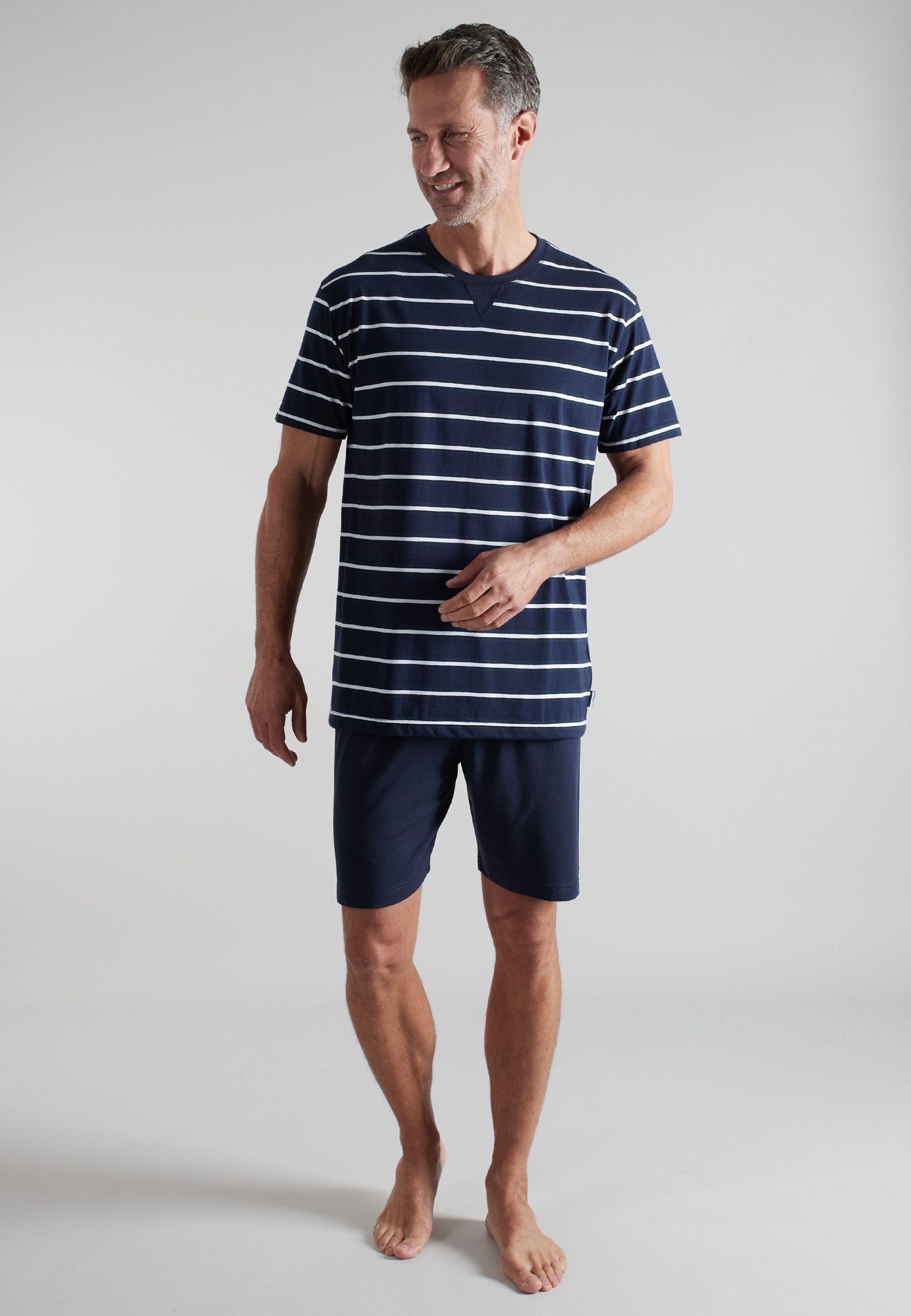 Image of bugatti Shorty Kurzarm, Rundhalsausschnitt, kurze Hose, gestreift, Baumwollmix
