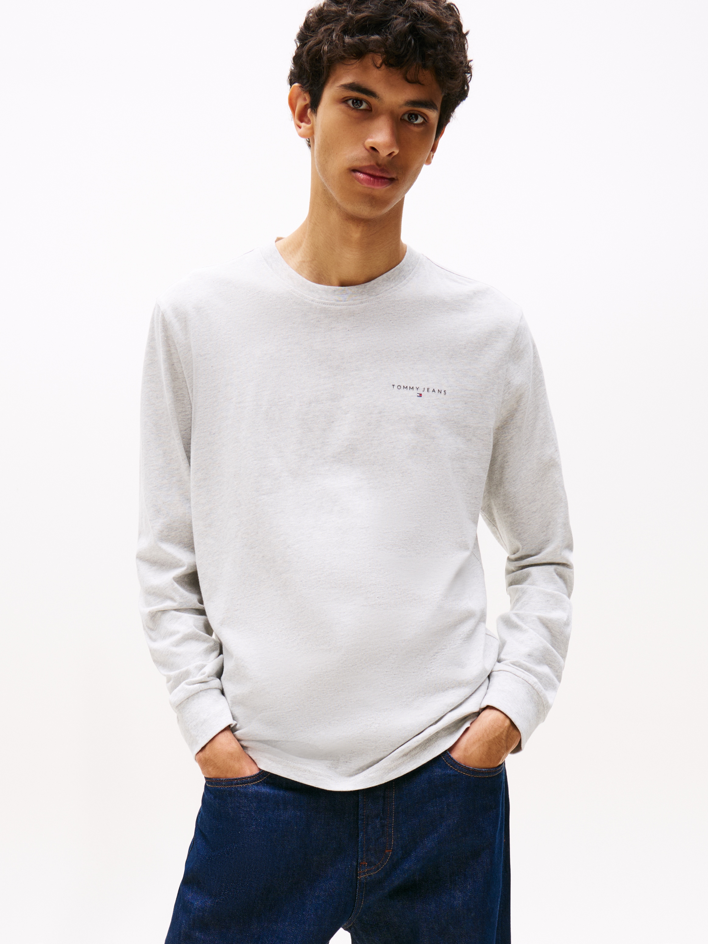Image of Tommy Jeans Langarmshirt "TJM SLIM CHEST LINEAR LS TEE EXT" Mit Rundhalsausschnitt
