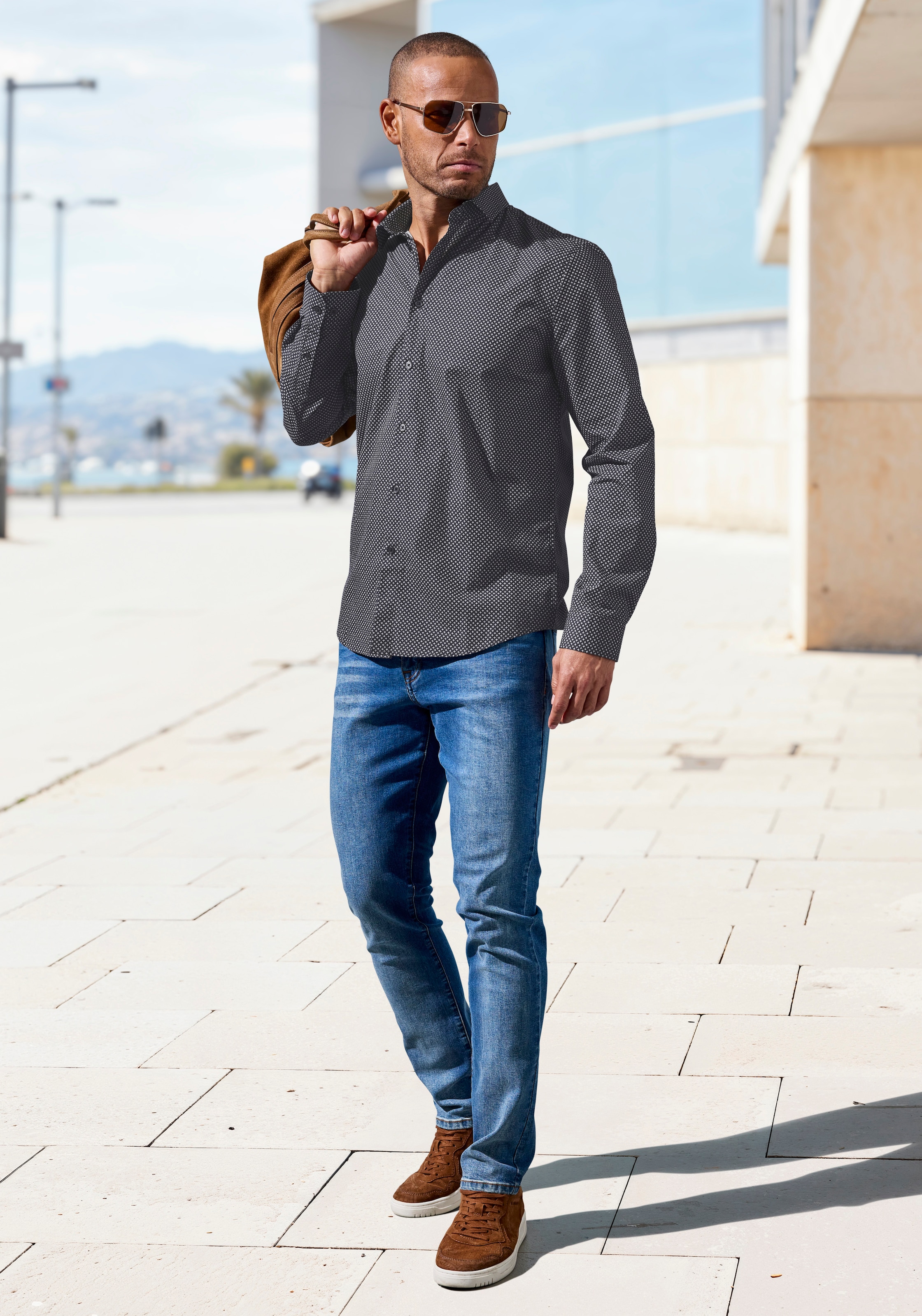 H.I.S Chemise à manches longues »Regular fit« mit Haifischkragen und allover Print aus reiner Baumwolle