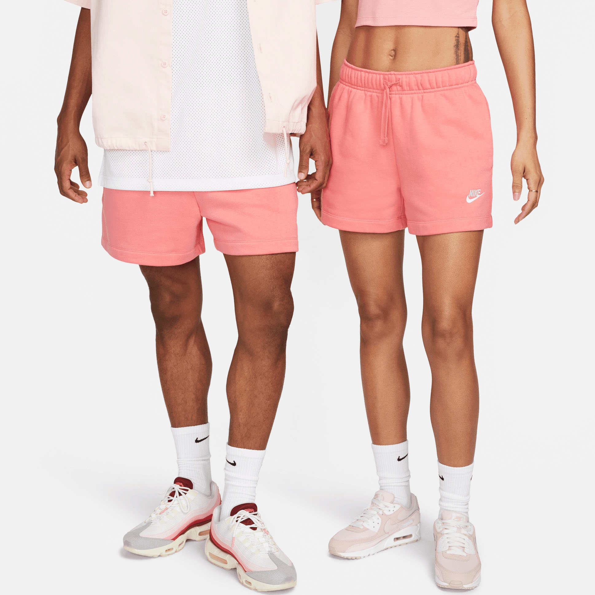 Nike Sportswear Sweatshorts »Club Fleece Women's Mid-Rise Shorts«