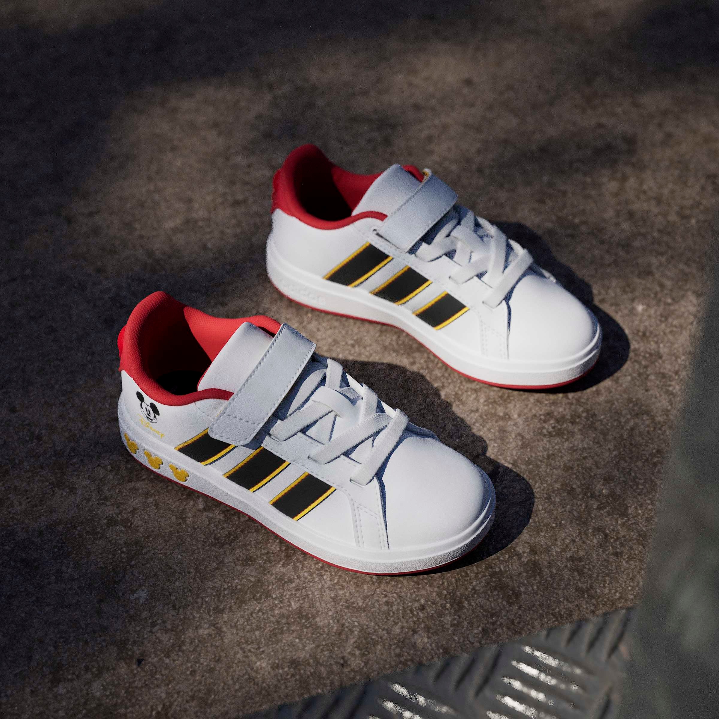 adidas Sportswear Sneakers »ADIDAS DISNEY MICKY MAUS GRAND COURT KIDS«  für Kinder & Jugendliche