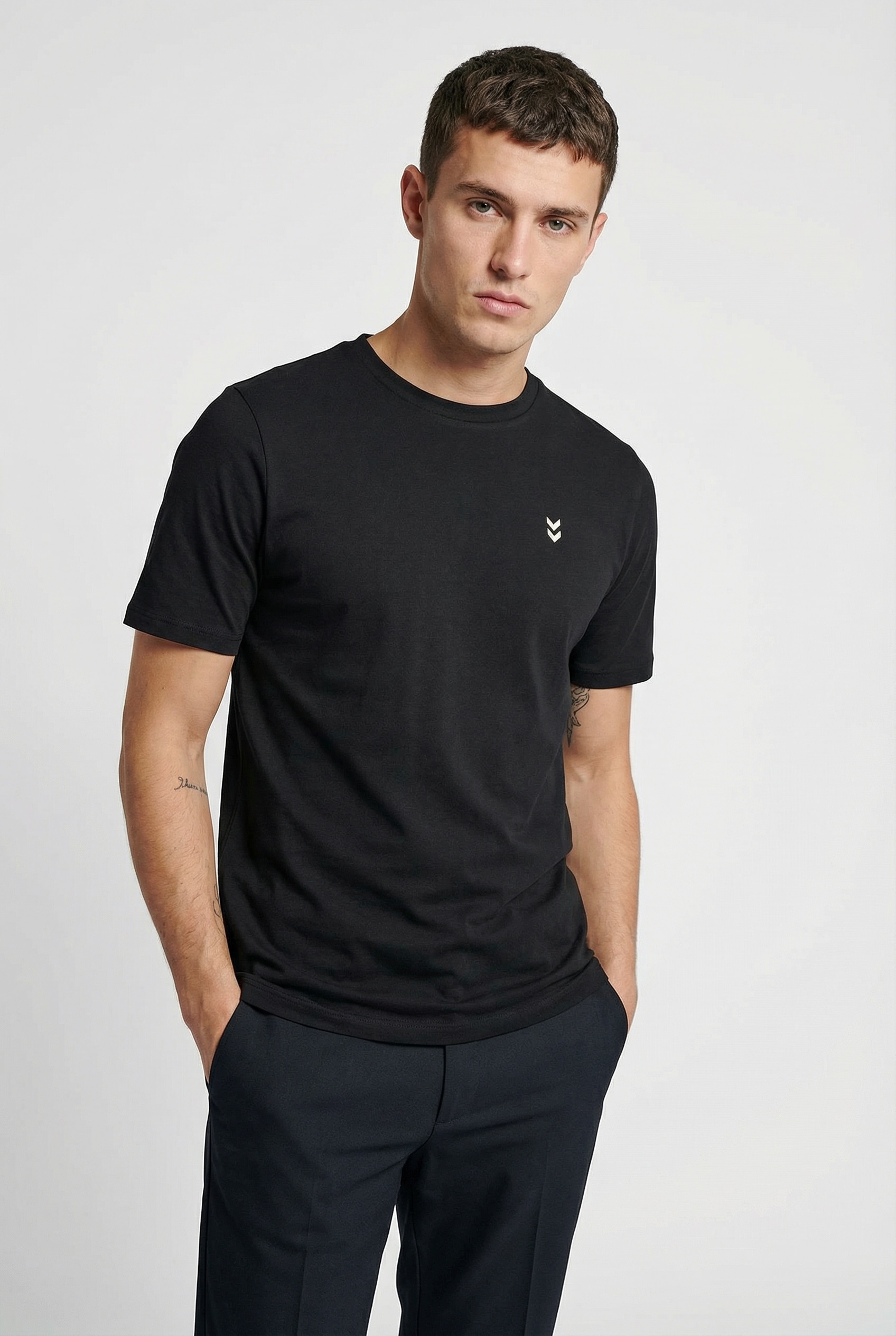 Image of hummel T-Shirt "HMLPULSE T-SHIRT"