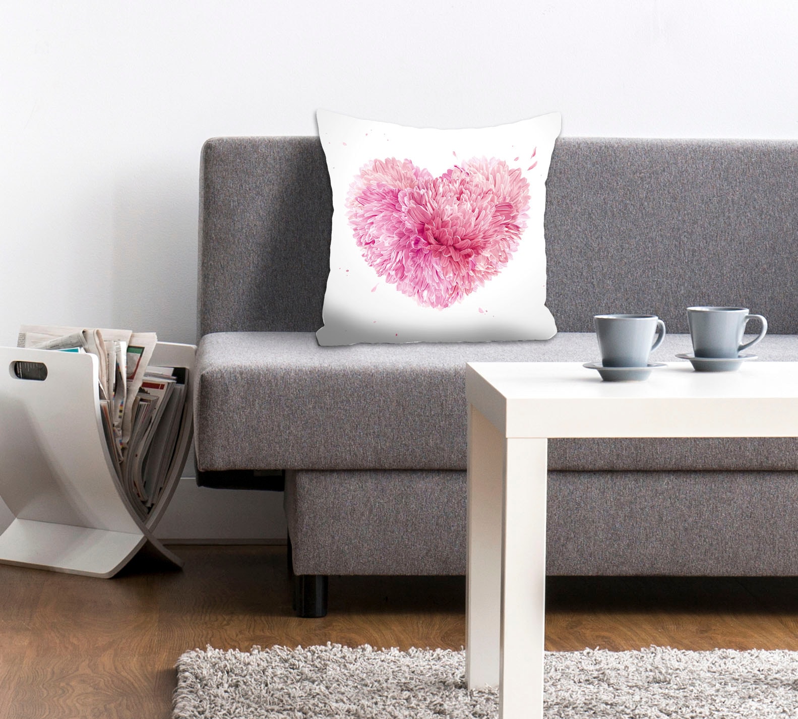 Image of queence Dekokissen "Flower Heart" mit einem Blumenherz