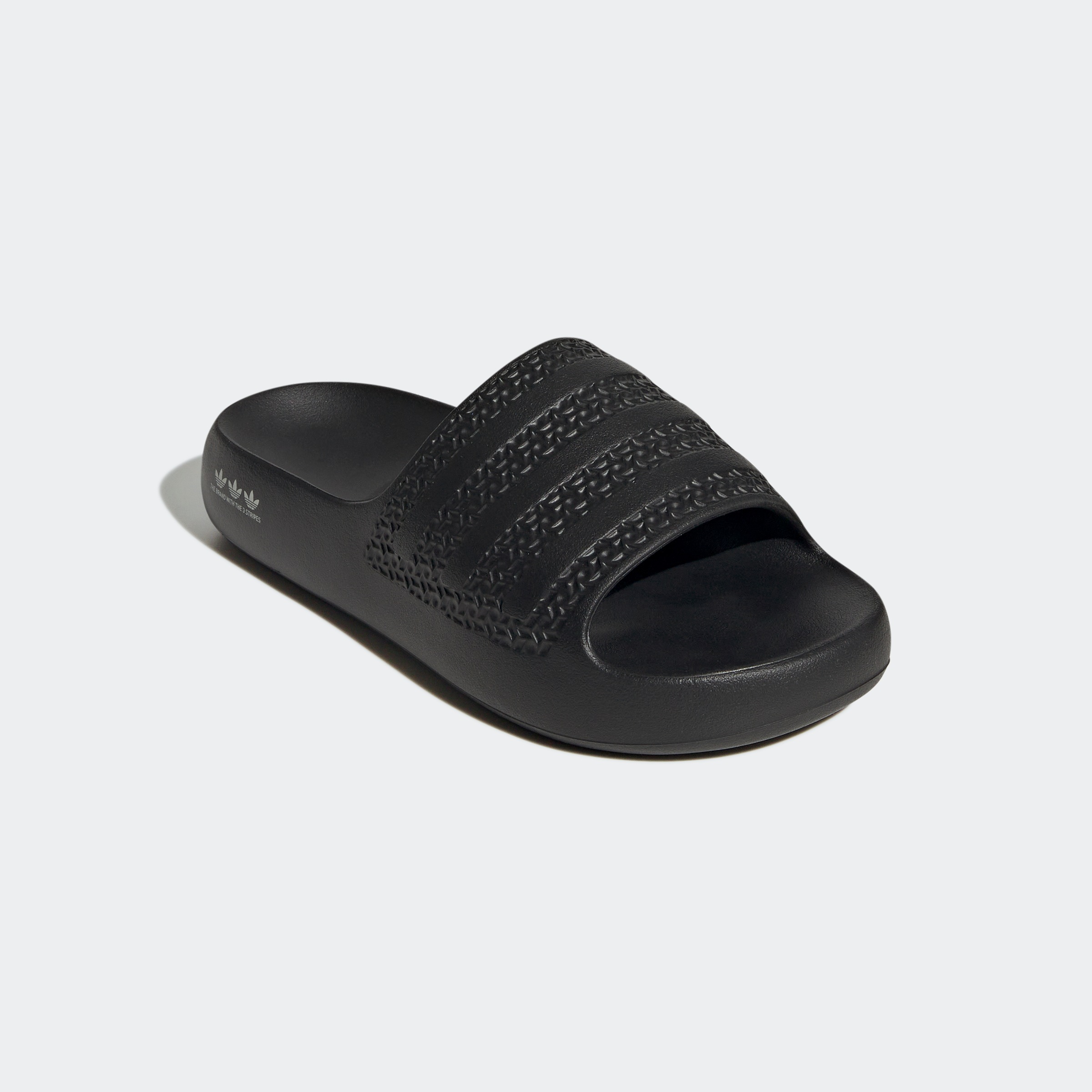 adidas Originals , Badesandale »AYOON ADILETTE« , schwarz-weiss , 40,5 , Eine vielseitige adilette aus weichem EVA-Schaum für ultimativen Komfort.