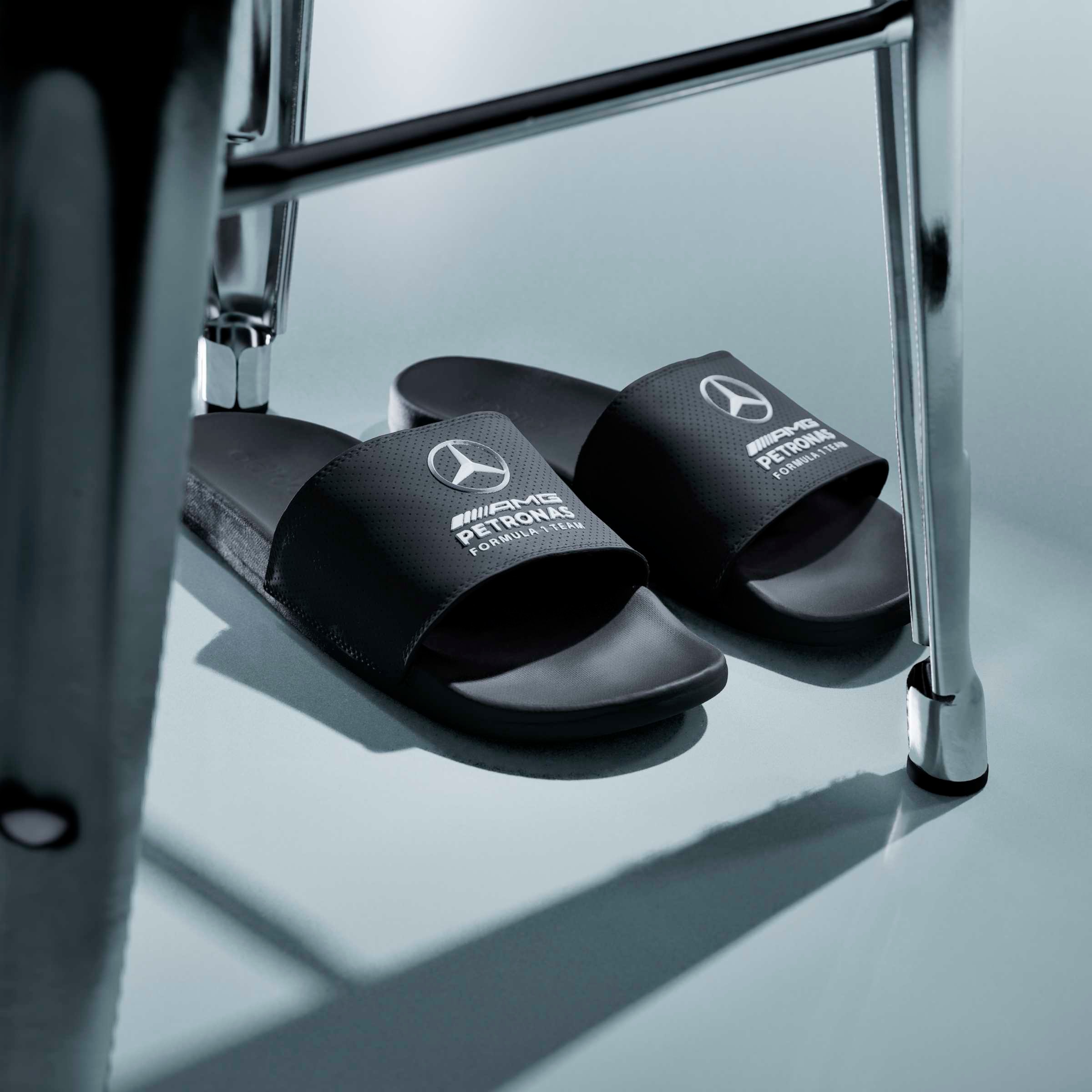 adidas Performance Badesandale »ADILETTE COMFORT MER«  Mercedes AMG Motorsport