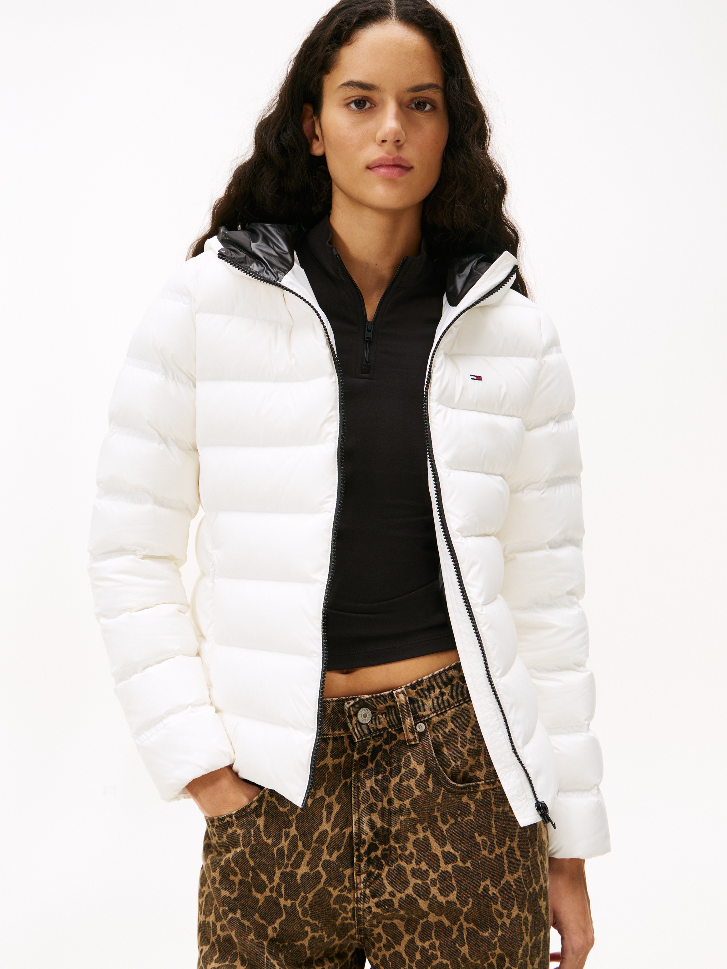 Tommy Jeans, Unisex, »TJW SLIM HOOD PRNT DOWN JCKT EXT« mit Kapuze, ecru, XXL (44), Steppjacke von Tommy Jeans