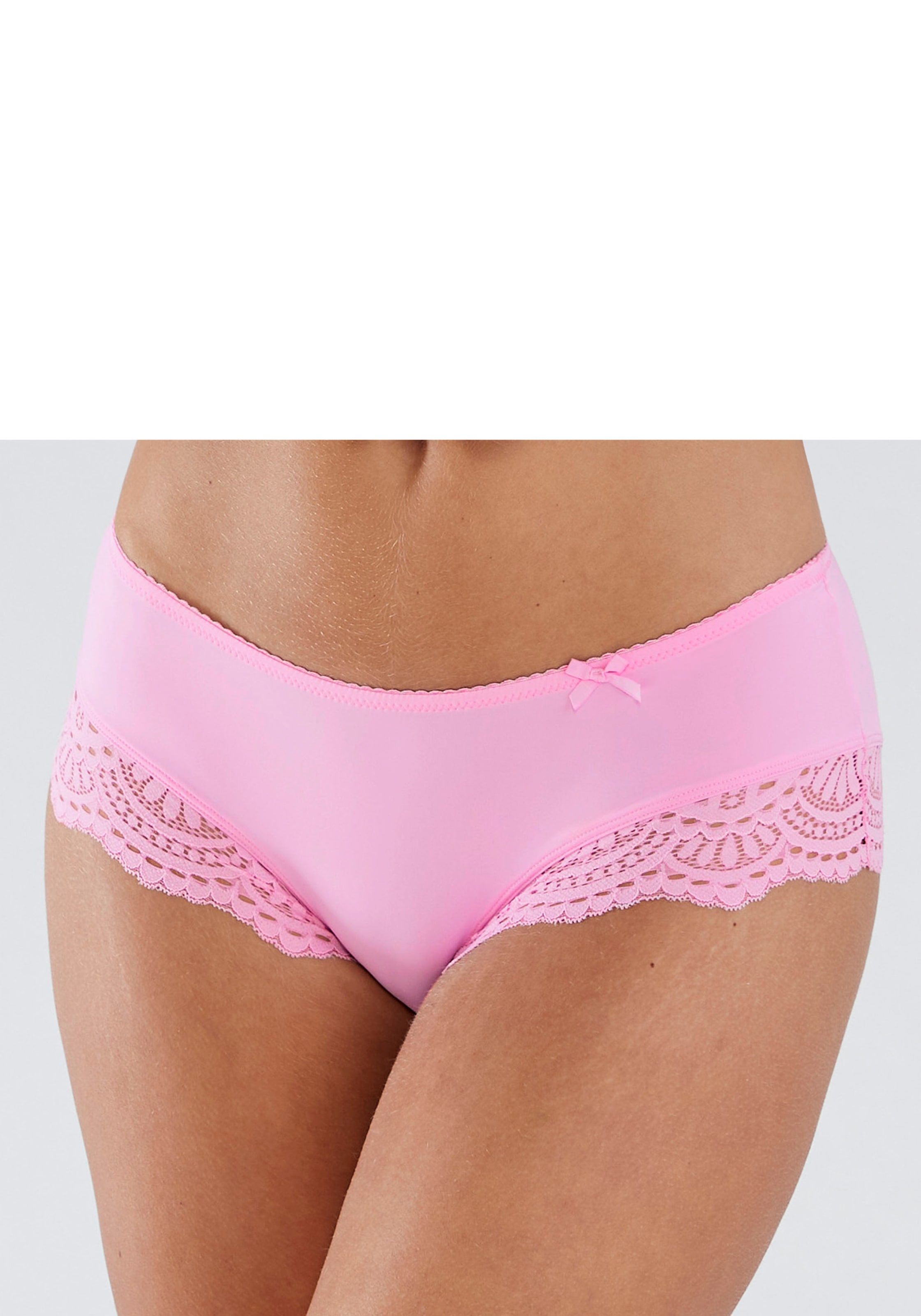 LASCANA Panty »Aurora«, mit edlem Spitzeneinsatz an den Beinausschnitten