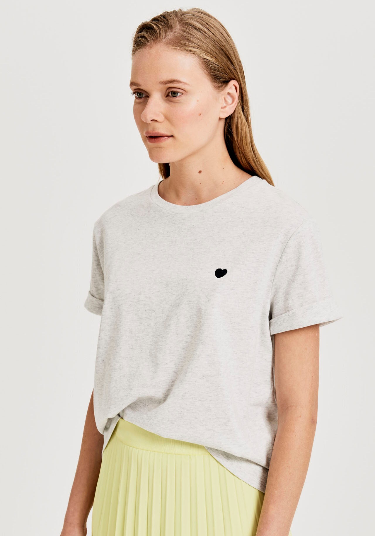 Image of OPUS T-Shirt »Serz«, mit kleinem Herz-Motiv auf der Brust bei Ackermann Versand Schweiz