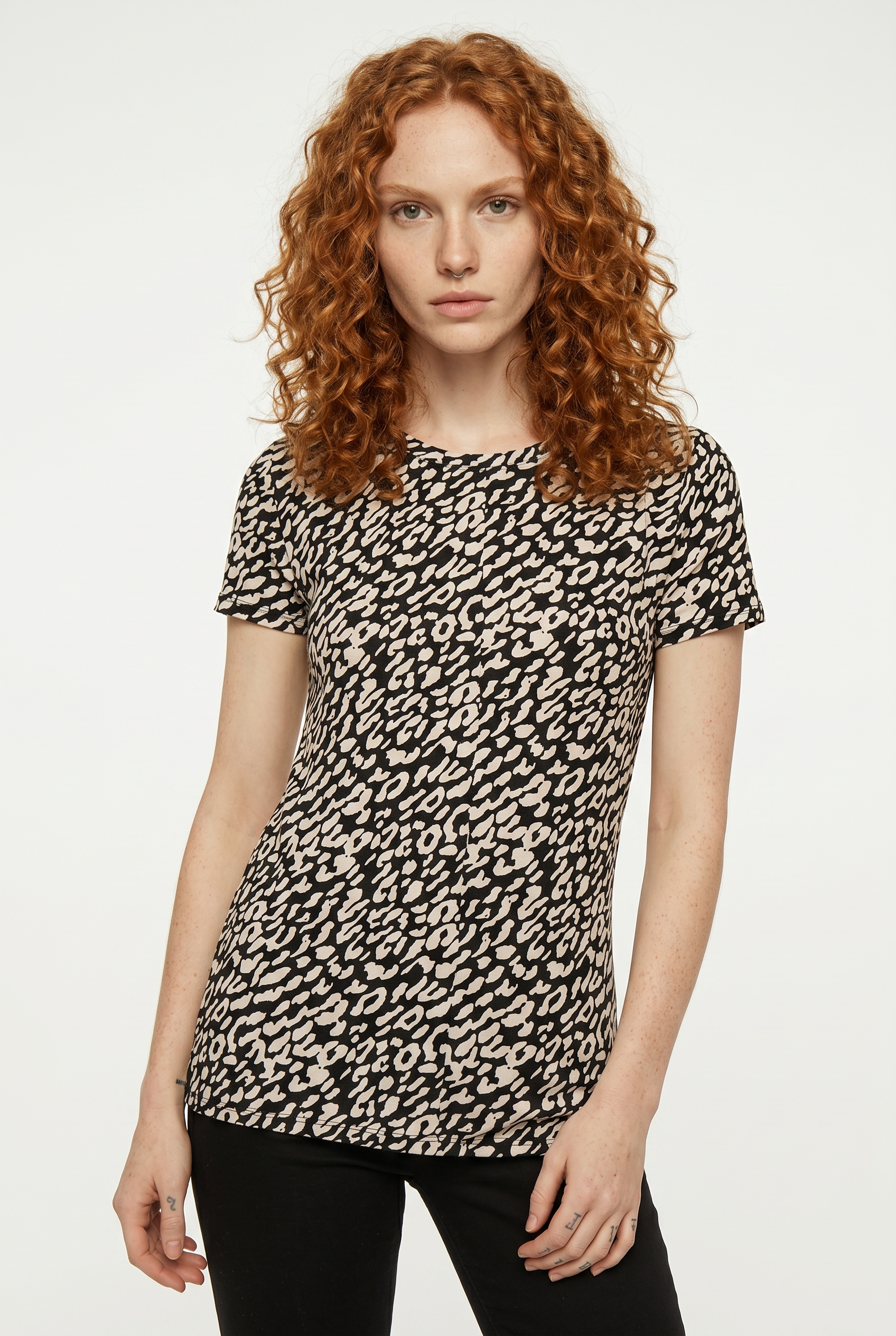 ONLY T-shirt à manches courtes »ONLBERA BACK LACE UP S/S TOP JRS NOOS«