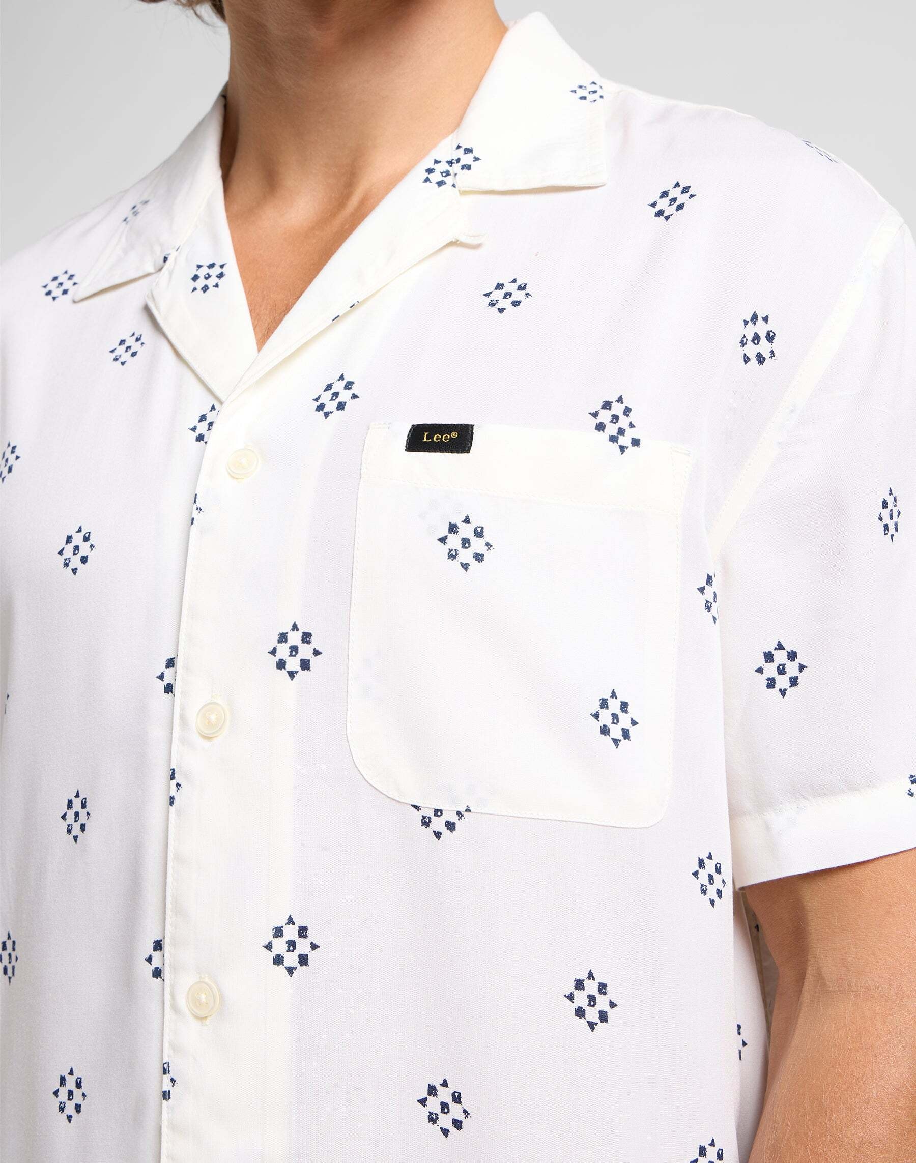 Lee® Kurzarmhemd »LEE Kurzarmhemd Resort Shirt«